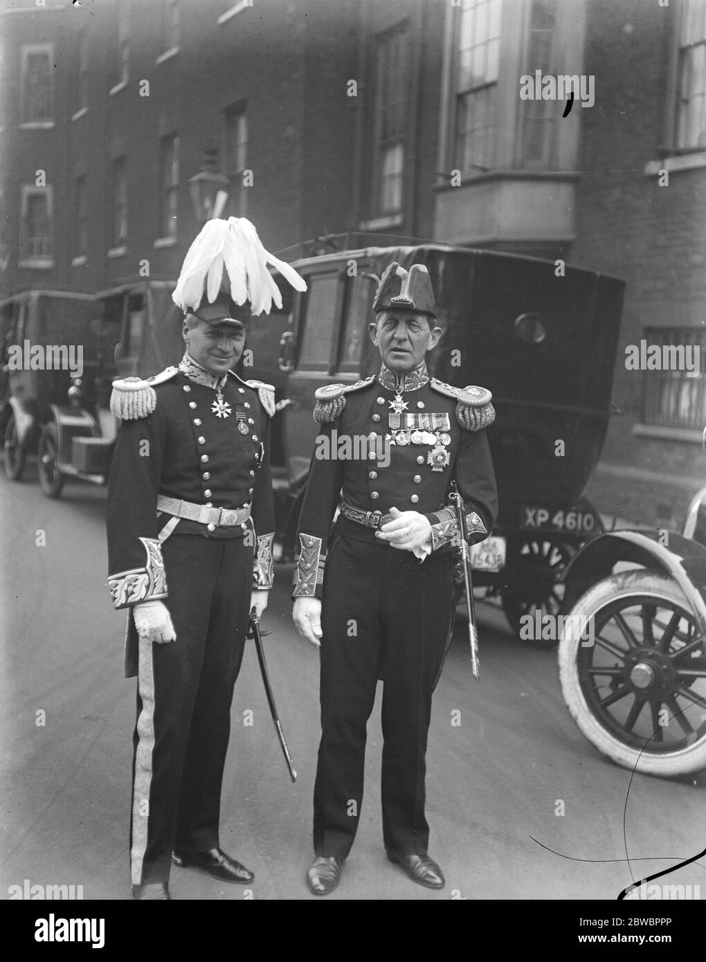 The King holds a levee at St James 's Palace . Admiral Goodenough ( left ) and Sir Arthur Stanley leaving . 13 March 1924 Stock Photo