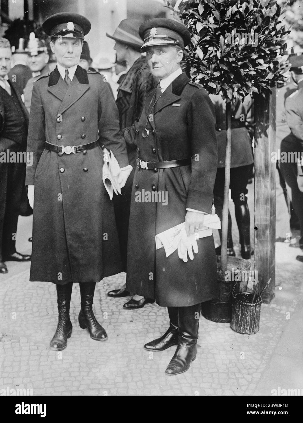 British women police in Berlin . Miss Allen ( right ) , the Commandant , and Adjutant Mrs Tagart , of the London Women Police , arriving in Berlin . 28 September 1926 Stock Photo