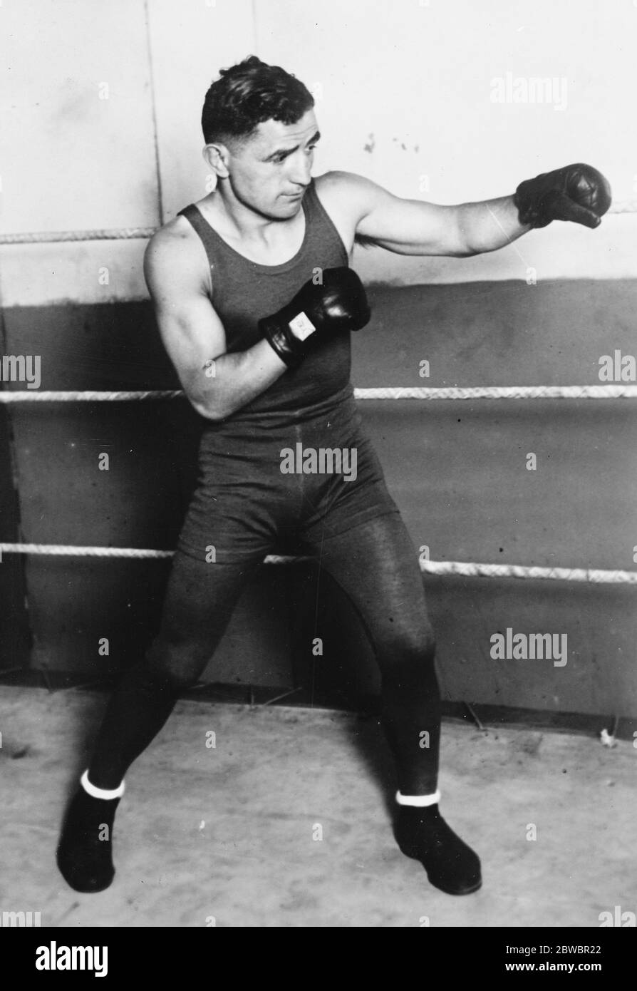 Kid Kaplan . Posed , sparring . 1927 Stock Photo