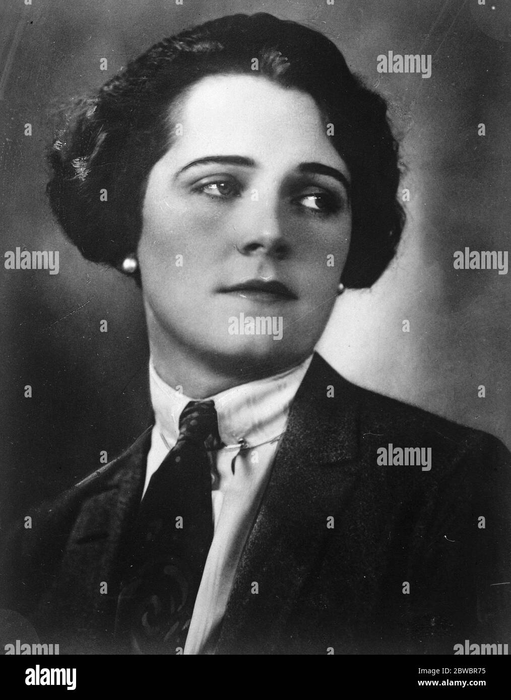 World famous novelist 's niece now dancing for a living . Mlle Olga Tschechowa , niece of Anton Tchekov , the Russian writer , Olga escaped to Germany at the time of the Revolution , and recently went on the stage . 24 December 1926 Stock Photo