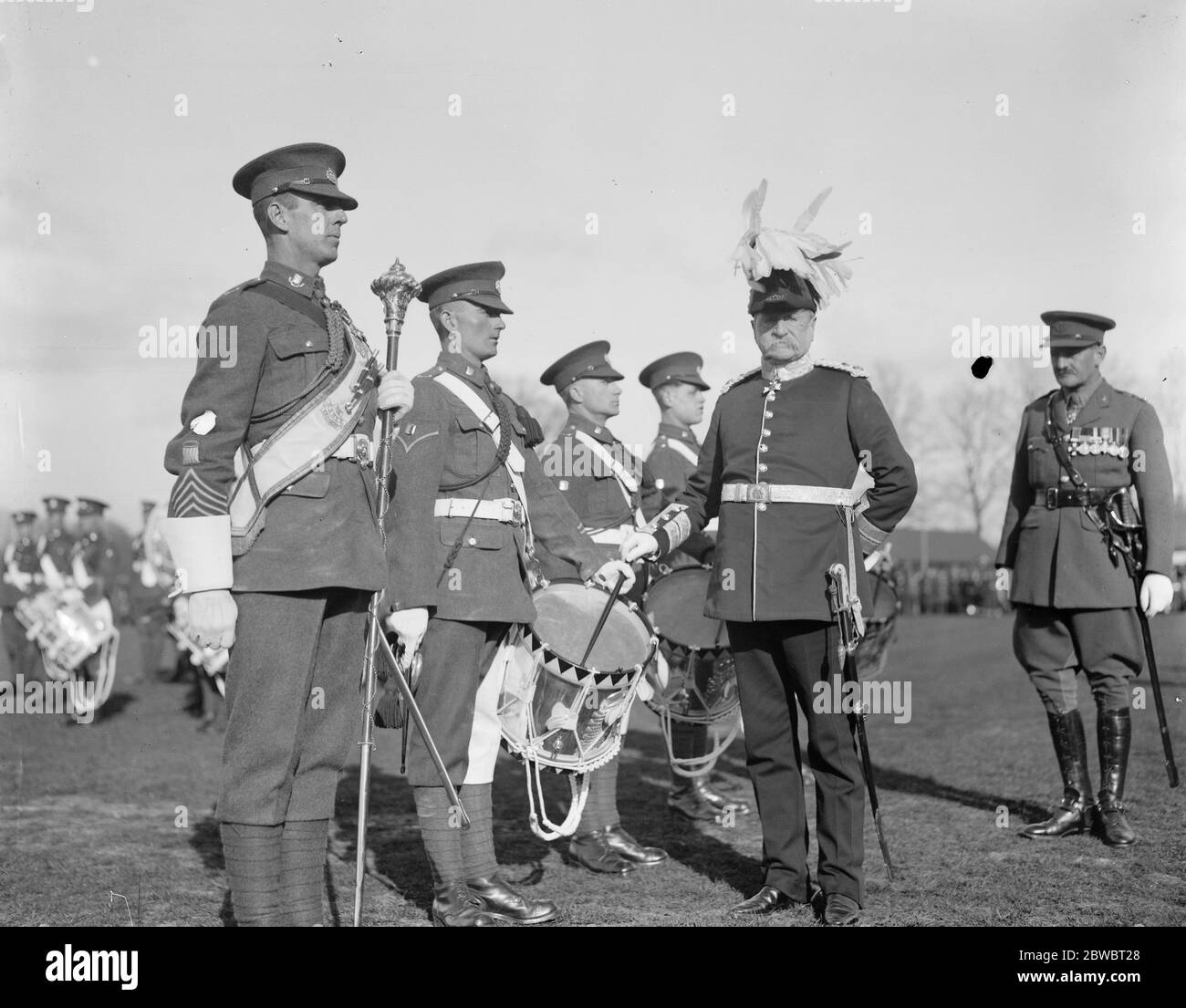 Welcome home to the 1st Essex at Chelmsford . Lord Lambourne inspects the battalion . 20 March 1926 Stock Photo
