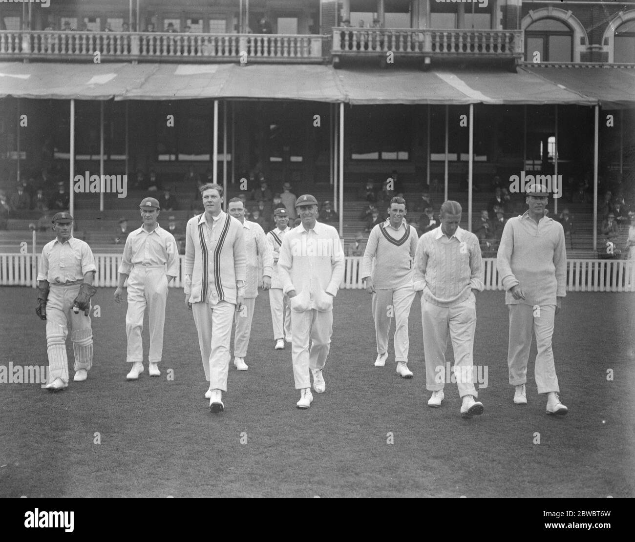 The English test match players for Australia in the field Ten English Test match players , who are going to Australia , taking the field for the rest of England against Yorkshire at the Oval Left to right Bert Strudwick , 'Young Jack' Hearne , Percy Chapman , Tyldesley ( Reserve ), Jack Hobbs , Arthur Gilligan , Maurice Tate , Douglasand Frank Woolley 16 September 1924 Stock Photo