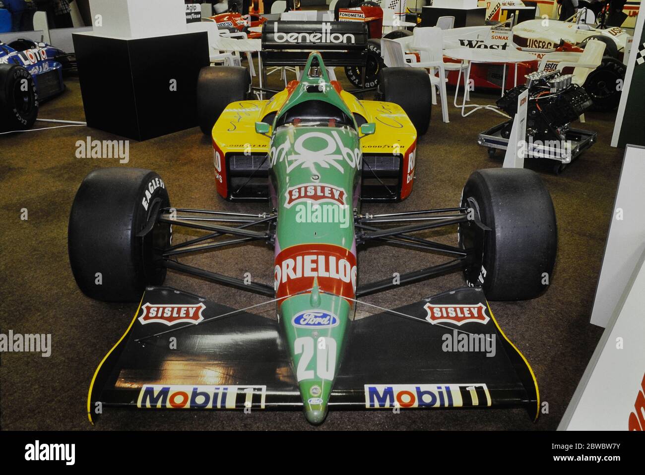 Benetton B187 Formula One car on display at THE RACING CAR SHOW 1989 SHOW. Olympia 2, London, England, UK, GB. 4-8th January 1989 Stock Photo