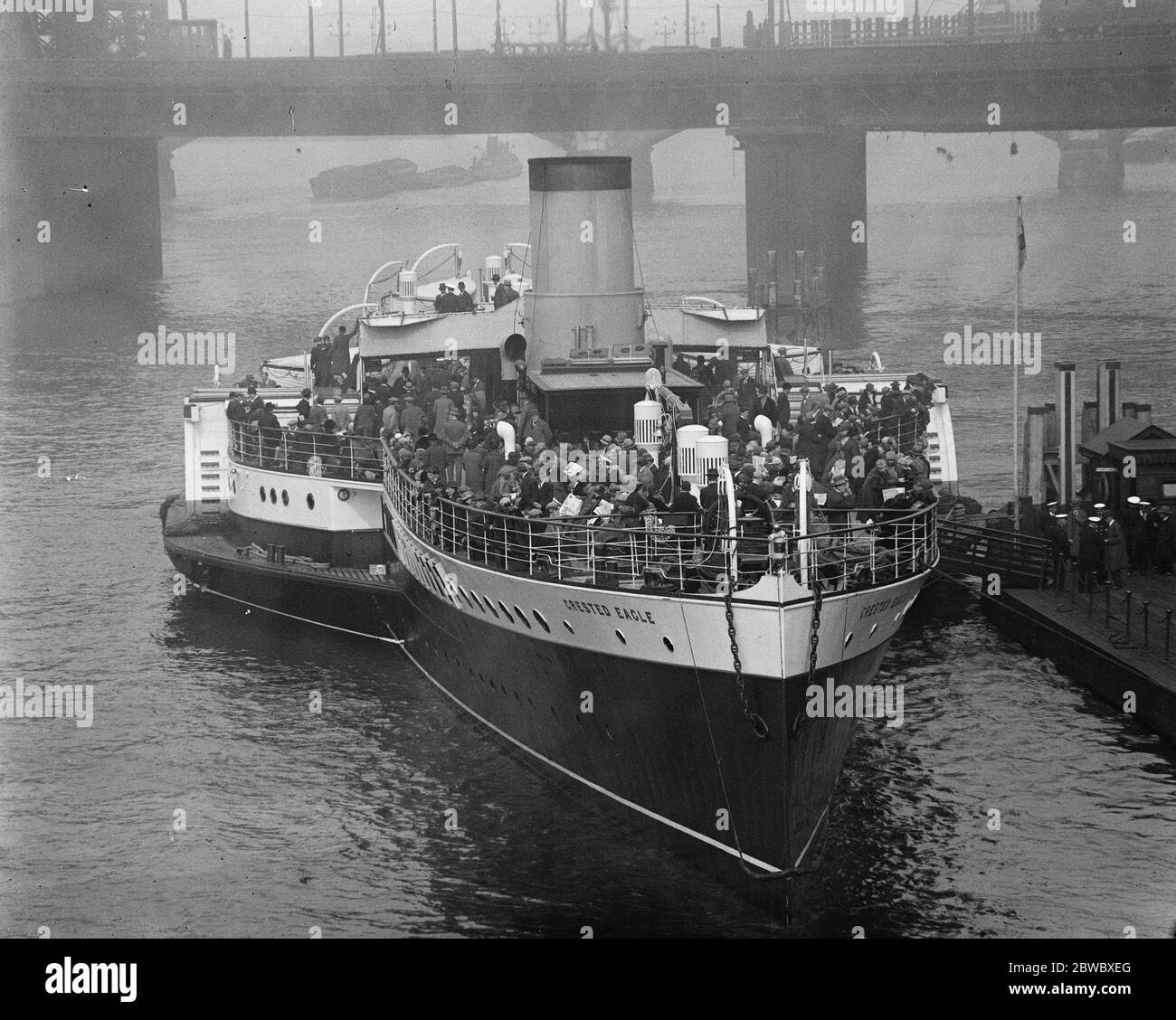 Royal Sovereign held up for coal . Margate trippers saved by oil burning ' Crested Eagle ' . The ' Crested Eagle ' leaving Old Swan Pier . 22 May 1926 Stock Photo