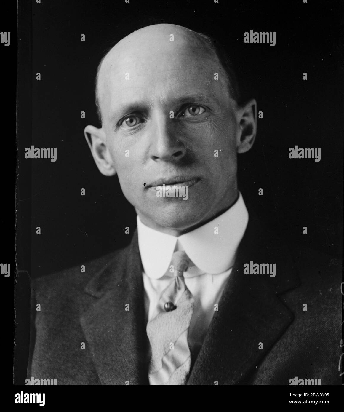L J Cole ( American authority on animal breeding , delegate to the Scottish Cattle Breeding Conference held at Edinburgh in July 1924 , Chief of Animal Husbandry Division Washington . 16 June 1924 Stock Photo