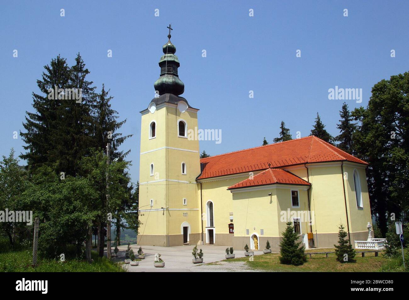 Saint nicholas parish church hi-res stock photography and images - Alamy