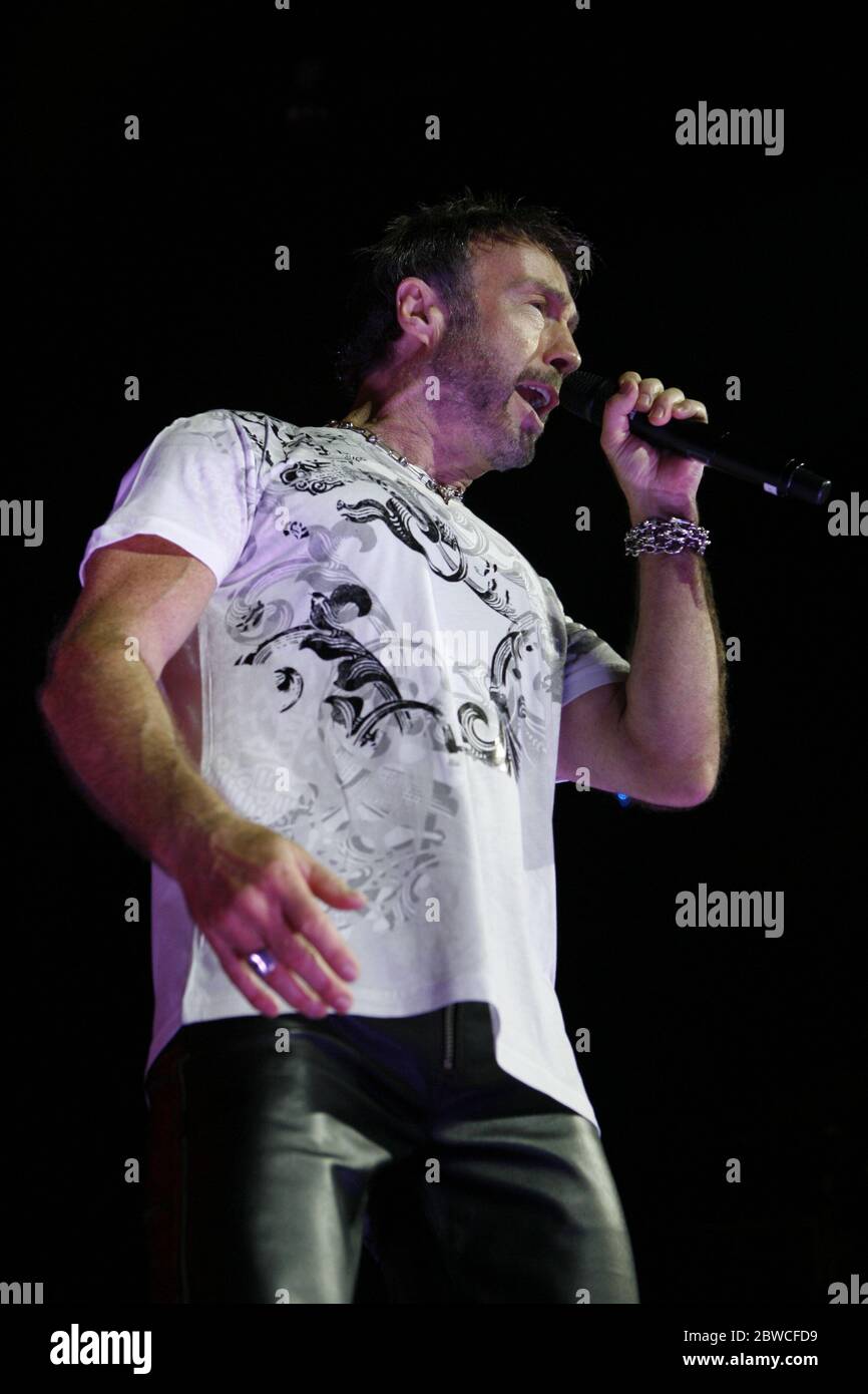 Lead vocalist Paul Rodgers performs with Bad Company at the Seminole