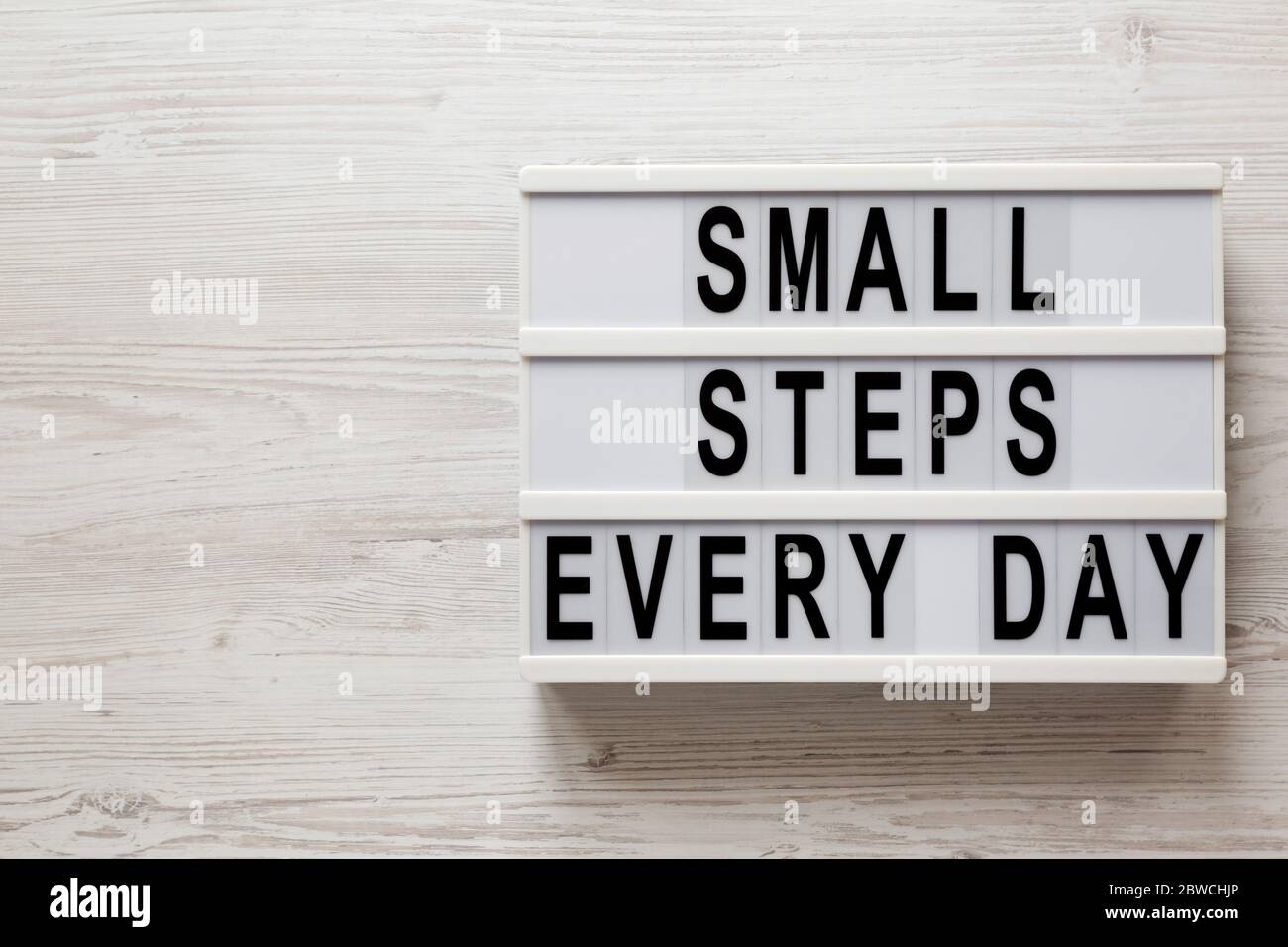 Small steps to success цитаты. Small steps everyday. Small steps. Small be every day. мотивация постеры розовые.