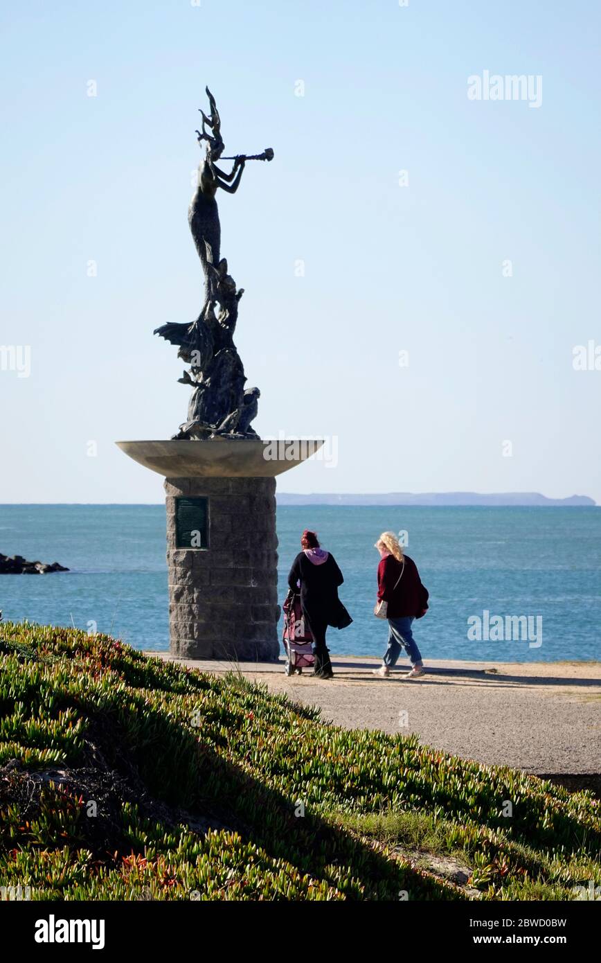 Mermaid statue at Soter Point Ventura CA Stock Photo Alamy