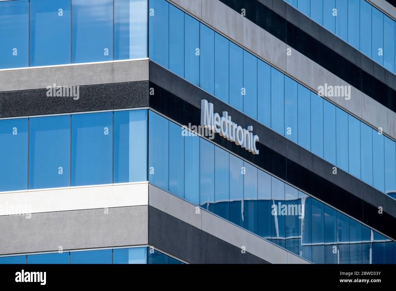 Medtronic logo hires stock photography and images Alamy
