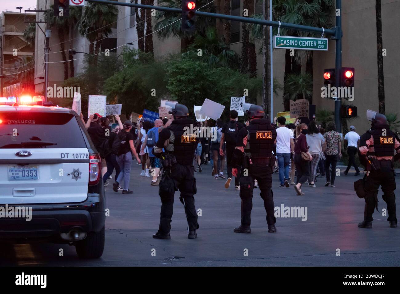 Las Vegas, NV - May 30, 2020: Las Vegas police set up road blocks in the area to keep protesters from the iconic Strip, Fremont Street Experiance and surrounding neighborhoods as protesters gather to protest and march in a nationwide call for changes in the police departments across the country on May 30, 2020 in downtown Las Vegas, Nevada. Credit: Shannon Beelman/The Photo Access Stock Photo