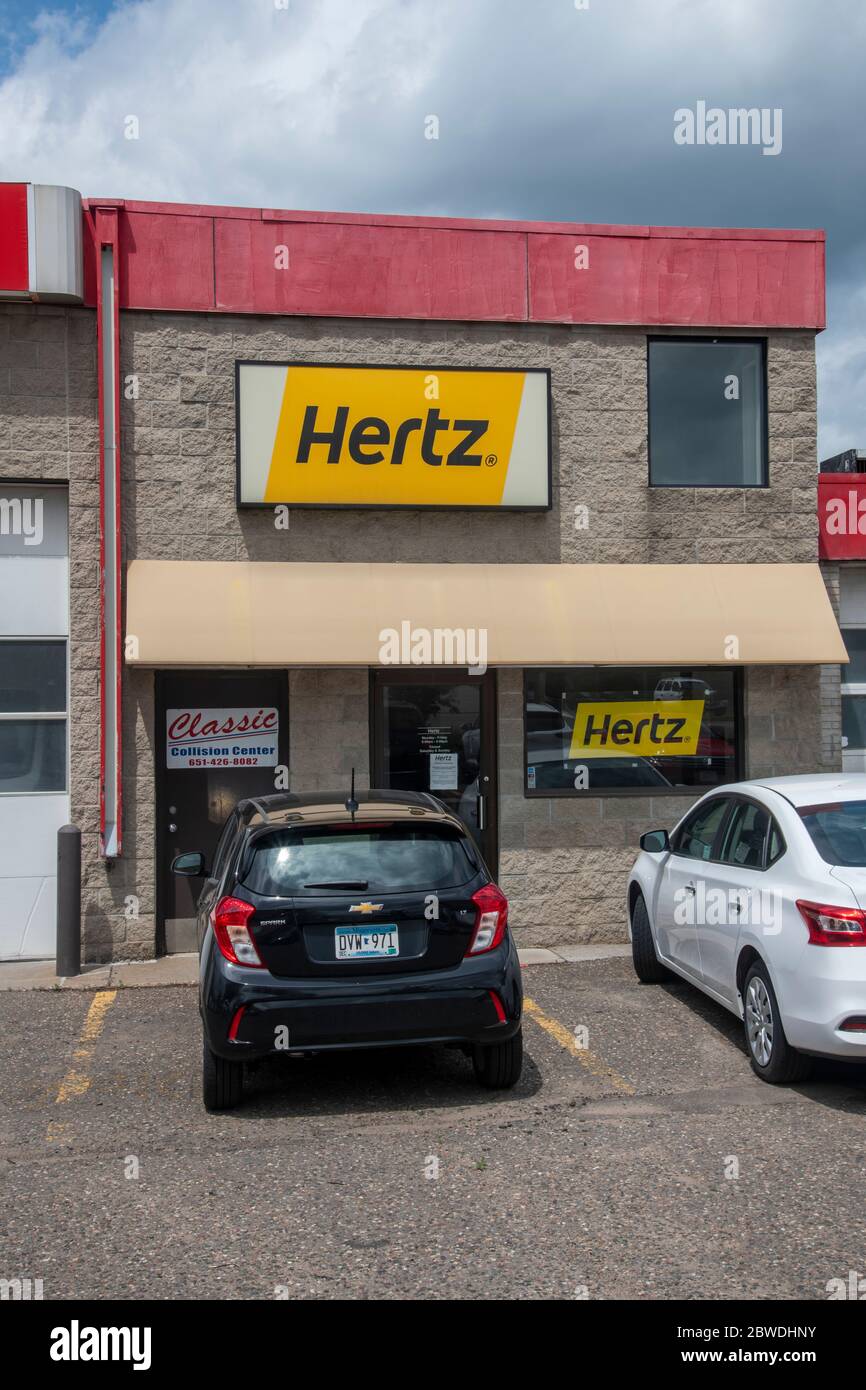 White Bear Lake, Minnesota. Hertz car rental. Hertz filed for bankruptcy  protection due to the coronavirus pandemic. Hertz lost all its revenue when  Stock Photo - Alamy