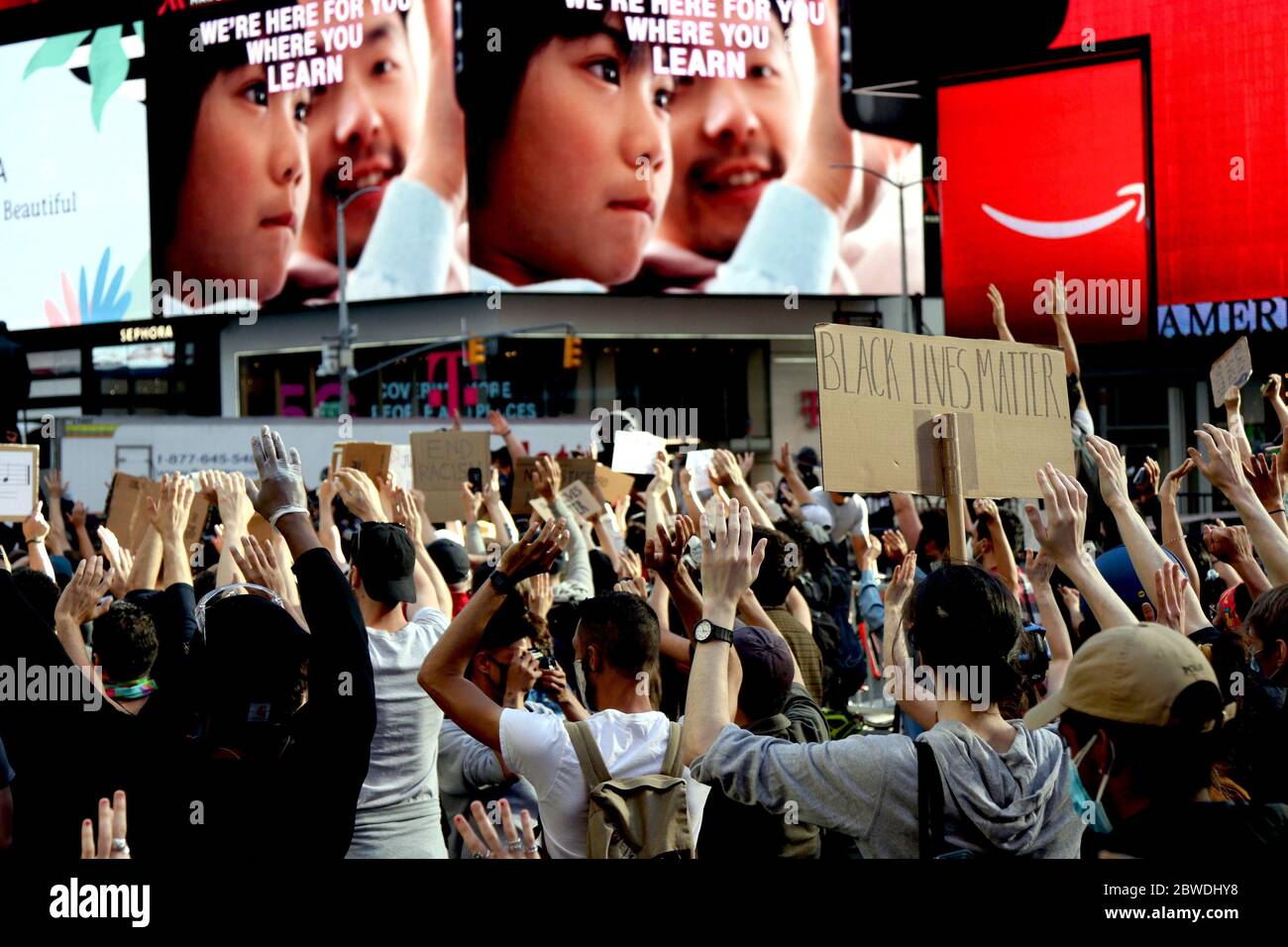 Turmoil in the united states protests hi-res stock photography and ...