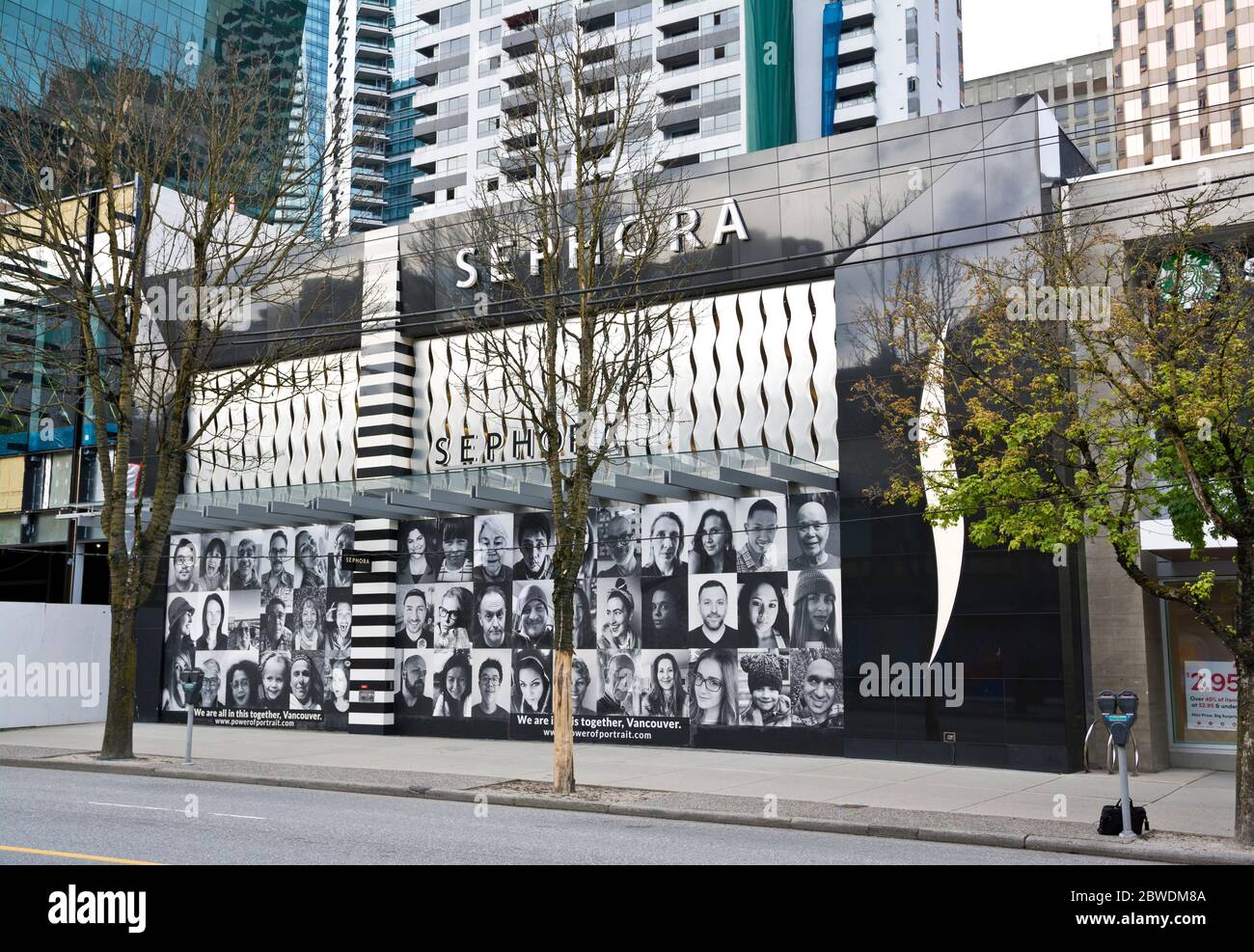 Storefront Portrait Portraits project hi-res stock photography and images - Alamy
