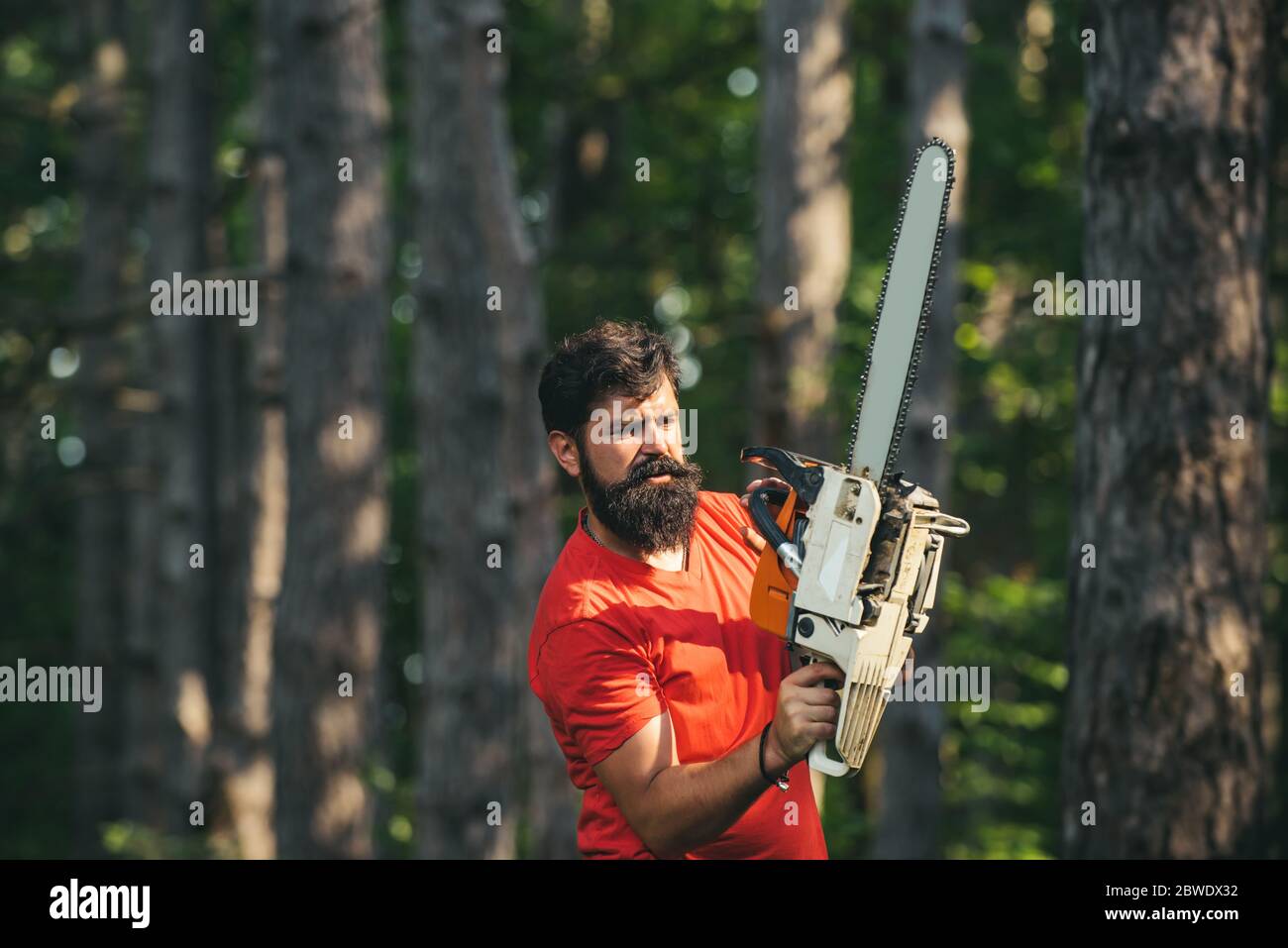 Muscular man holding chain hi-res stock photography and images - Alamy