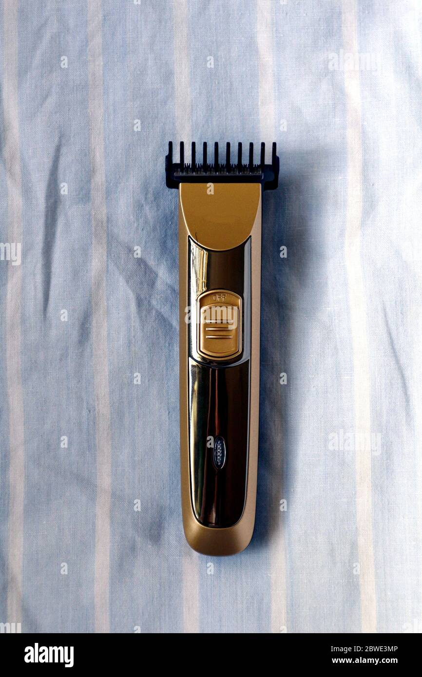 Photo of an electric hair clipper Stock Photo - Alamy