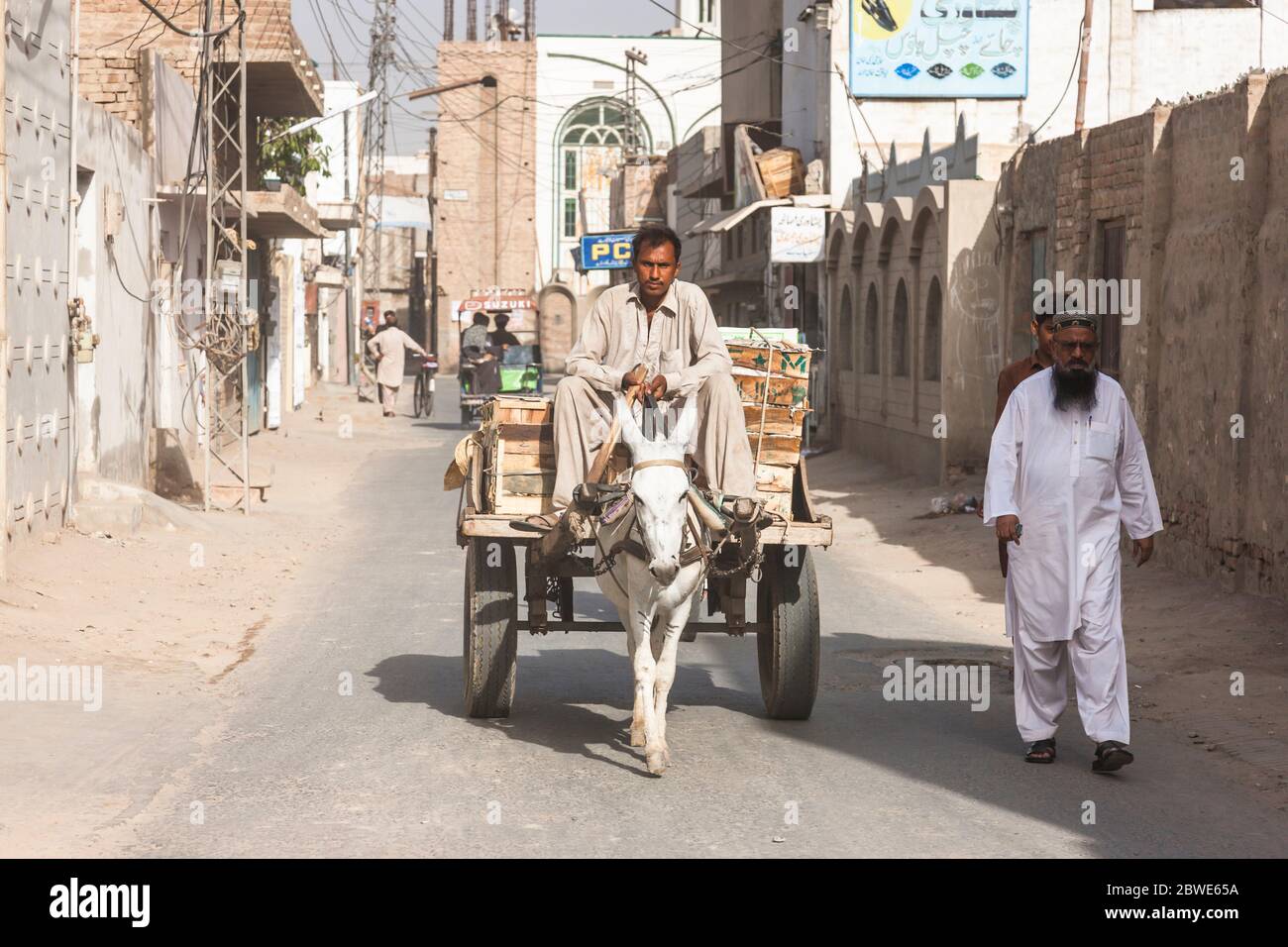 Pakistan Raksha Cart Donkey Cart Pakistan Pakistani High Resolution Stock Photography and ...