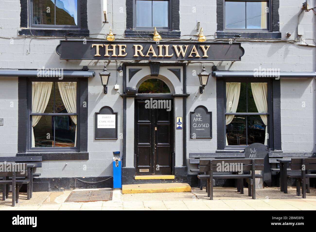 The Railway pub, closed due to coronavirus, Hebden Bridge Stock Photo