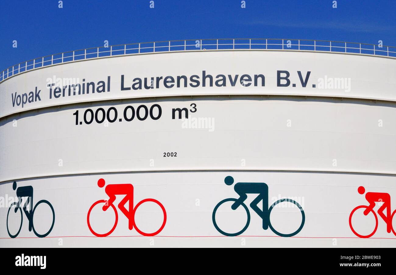 port of rotterdam / botlek, netherlands - 2010-07-20 --- vopak tankterminal laurenshaven - tank decorated on occasion of tour de france 2010 Stock Photo