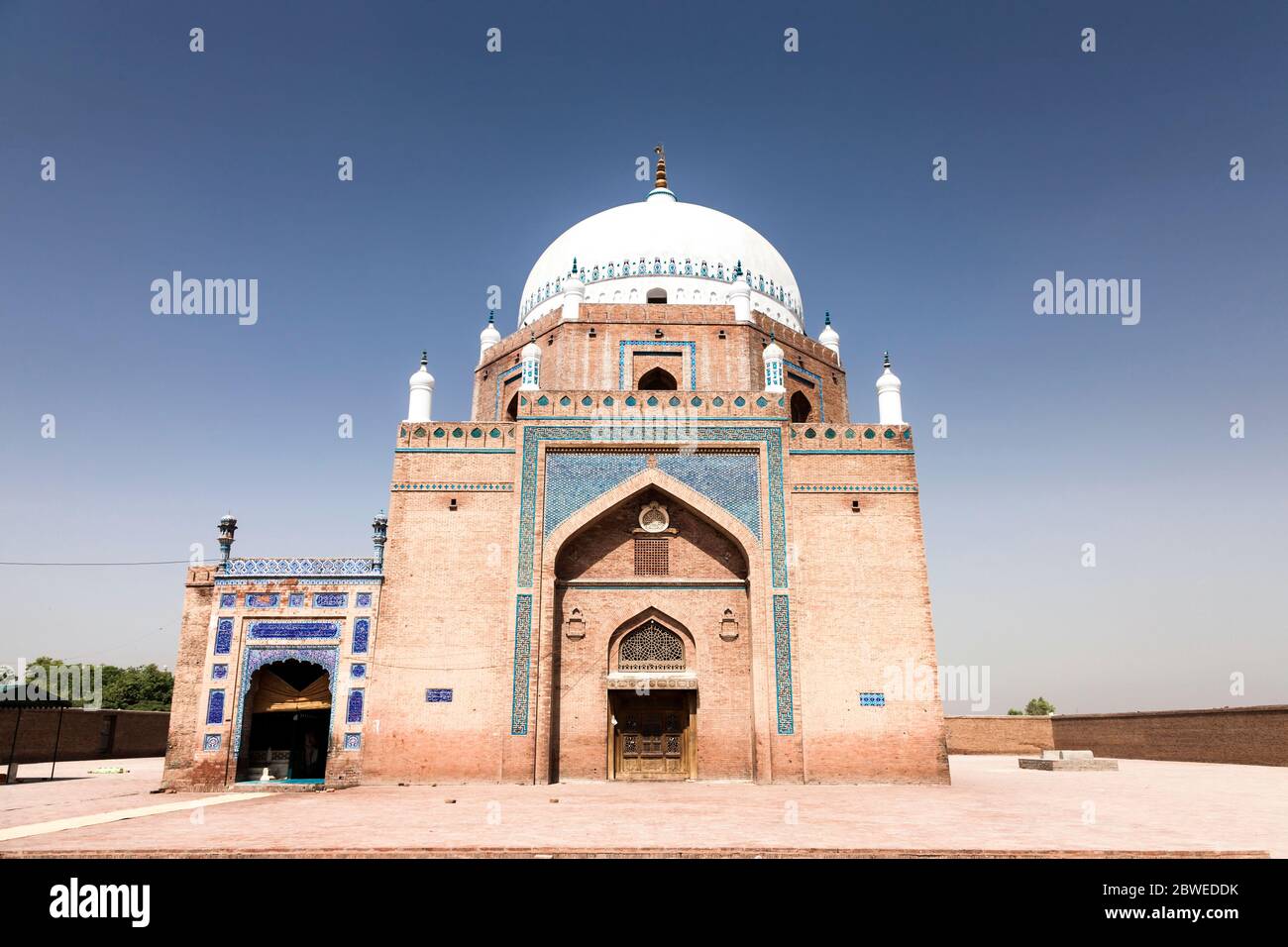 Darbar Bahauddin Zakariya, Tomb of Baha-ud-din Zakaria, Murtan, Punjab Province, Pakistan, South Asia, Asia Stock Photo