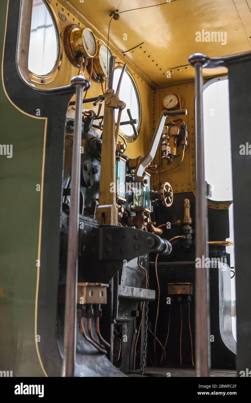 Driver's cab and controls on a traditional steam locomotive, A1X (TERRIER) CLASS 0-6-0T NO.W8 'FRESHWATER', Isle of Wight Steam Railway, England, UK Stock Photo
