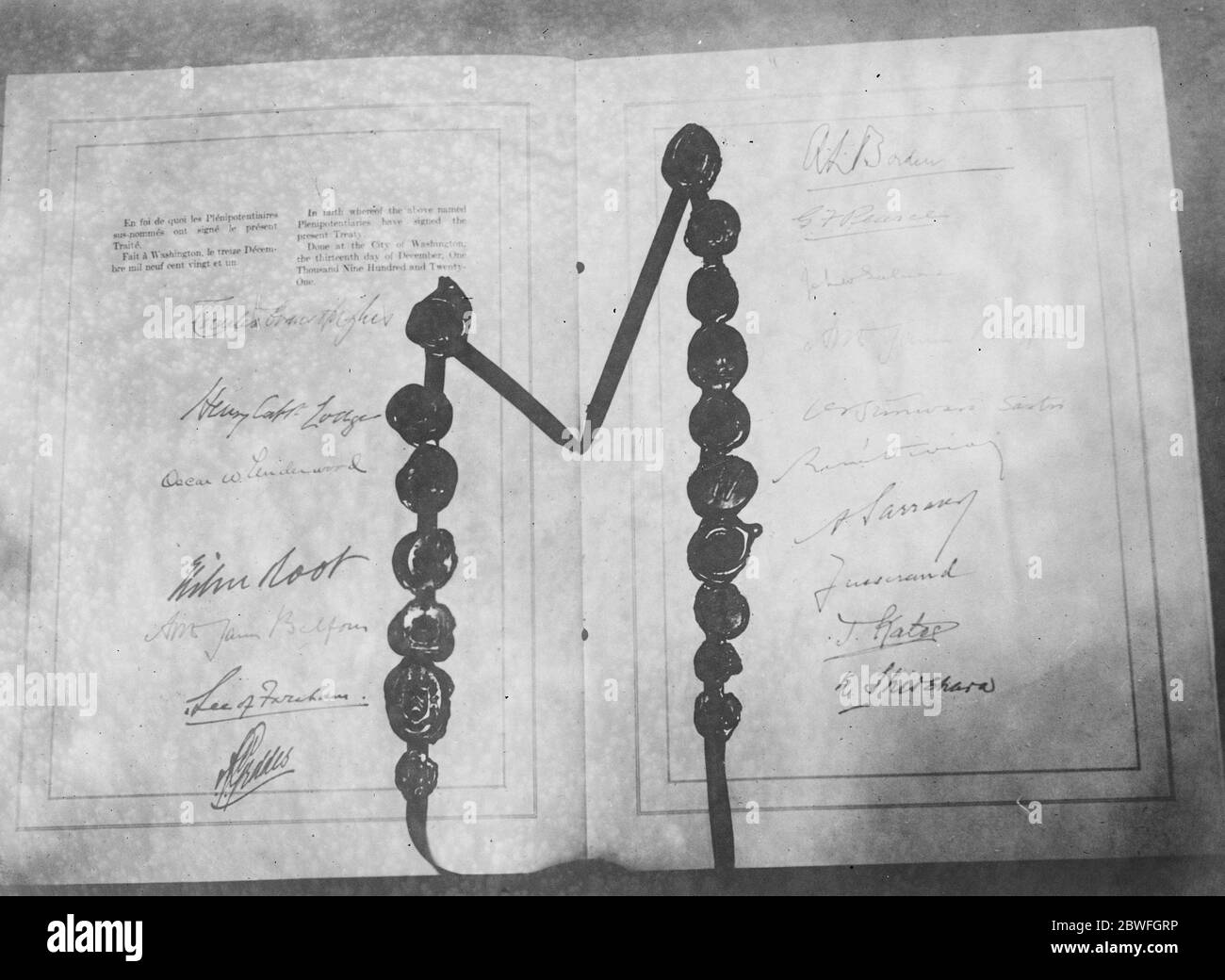 The Washington Agreement The signatures to the ' Four Power Treaty ' signed at Washington Naval Conference on 13 December 1921 29 December 1921 Stock Photo