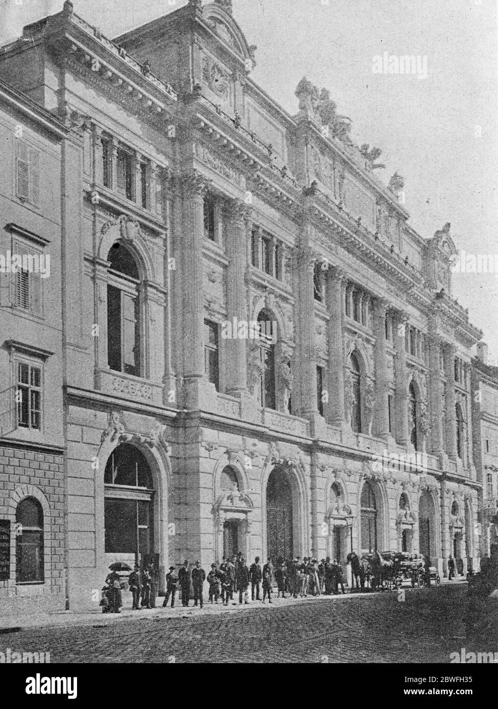 Produce Vienna Exchange Building sold to American company for 10 , 000 dollars 12 November 1919