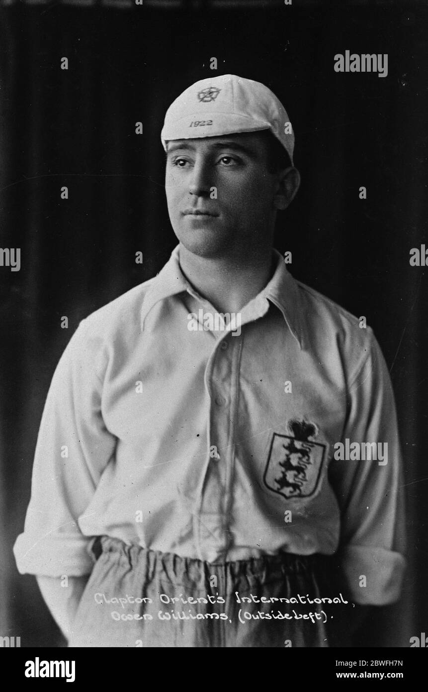 English International Transferred Owen Williams , Clapton Orient ' s International outside left , was last evening transferred to Middlesborough , and will assist his new club against West Bromwich Albion at Middlesbrough on Saturday 7 February 1924 Stock Photo