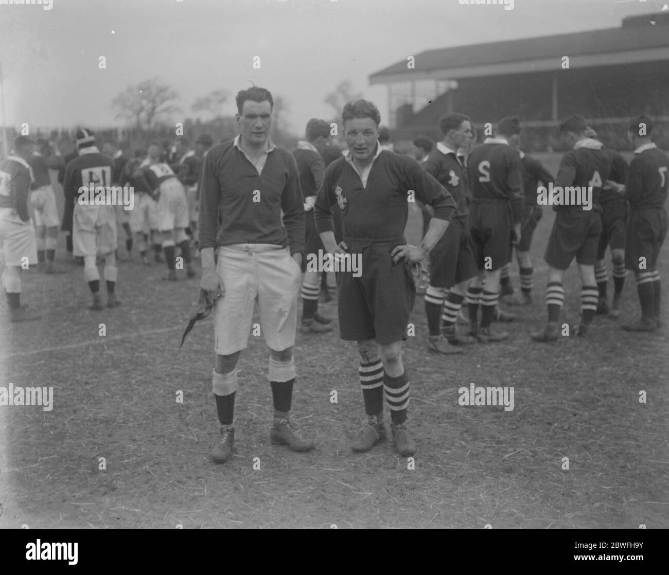 Rugby at Twickenham , London Army versus Navy The Captains of the opposing teams Lieutenant W C T Eyres ( Royal Navy ) and Lieutenant G D Young ( Army ) 1 March 1924 Stock Photo