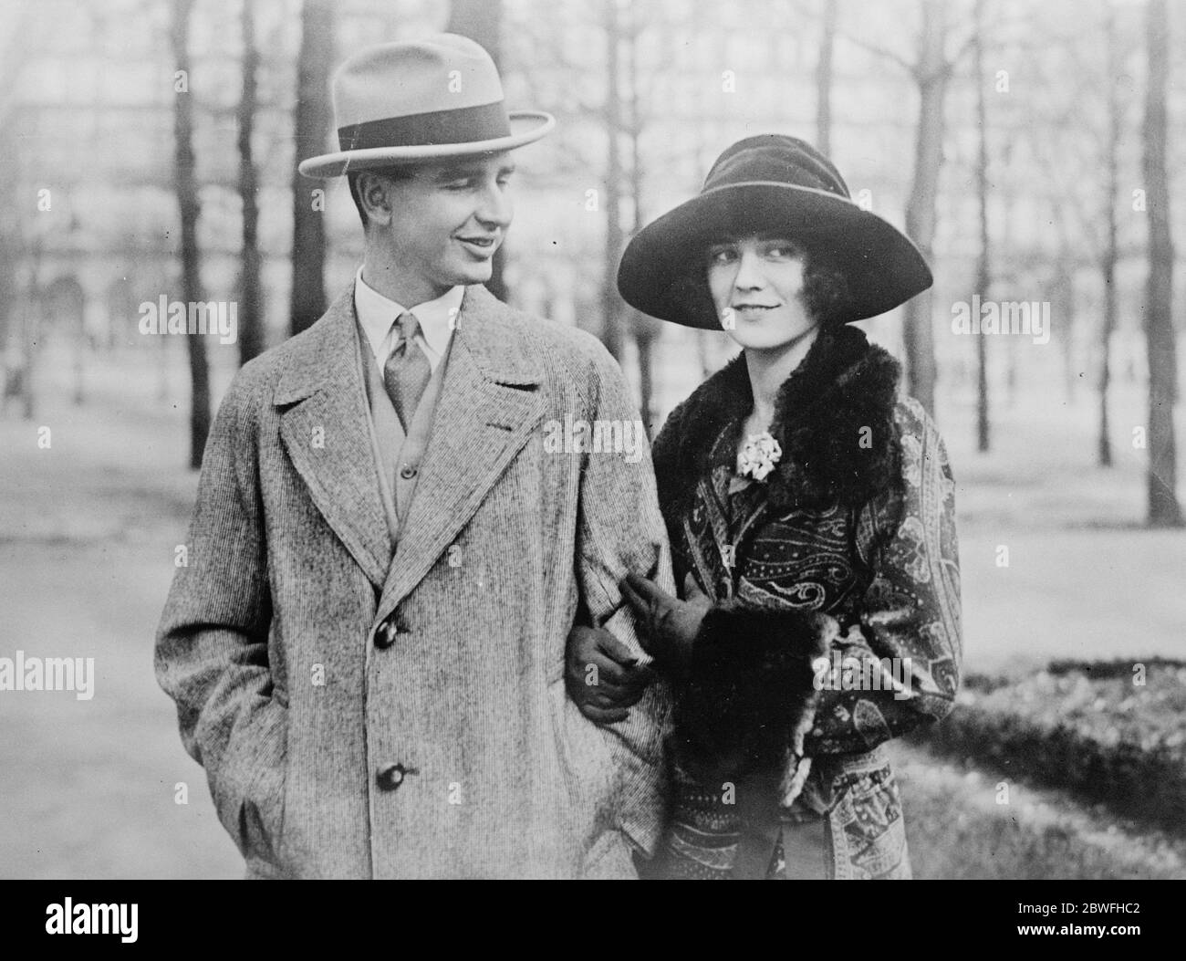 Romance of a Millionaires son Miss Mary Norton the American society beauty , with Cornelius Vanderbilt Whitney son of the millionaire . The announcement of their marriage has created much interest in the American colony in Paris . The ceremony took place in Paris on Monday 5 March 1923 Stock Photo