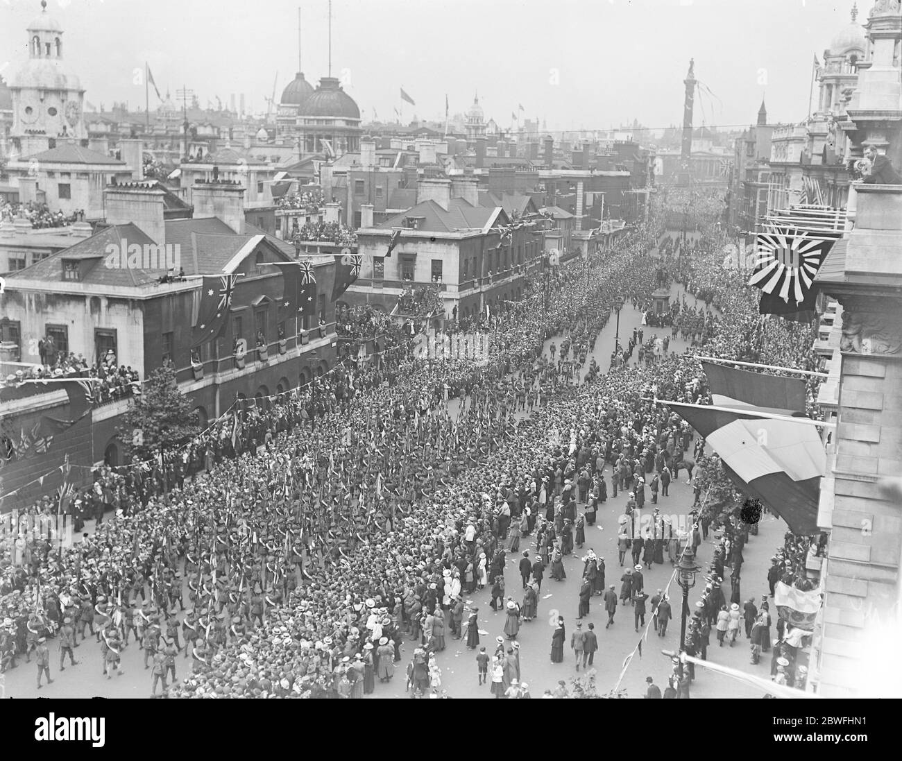 The Great Victory March . British troops passing up Whitehall towards Trafalgar Square . 19 July 1919 Stock Photo
