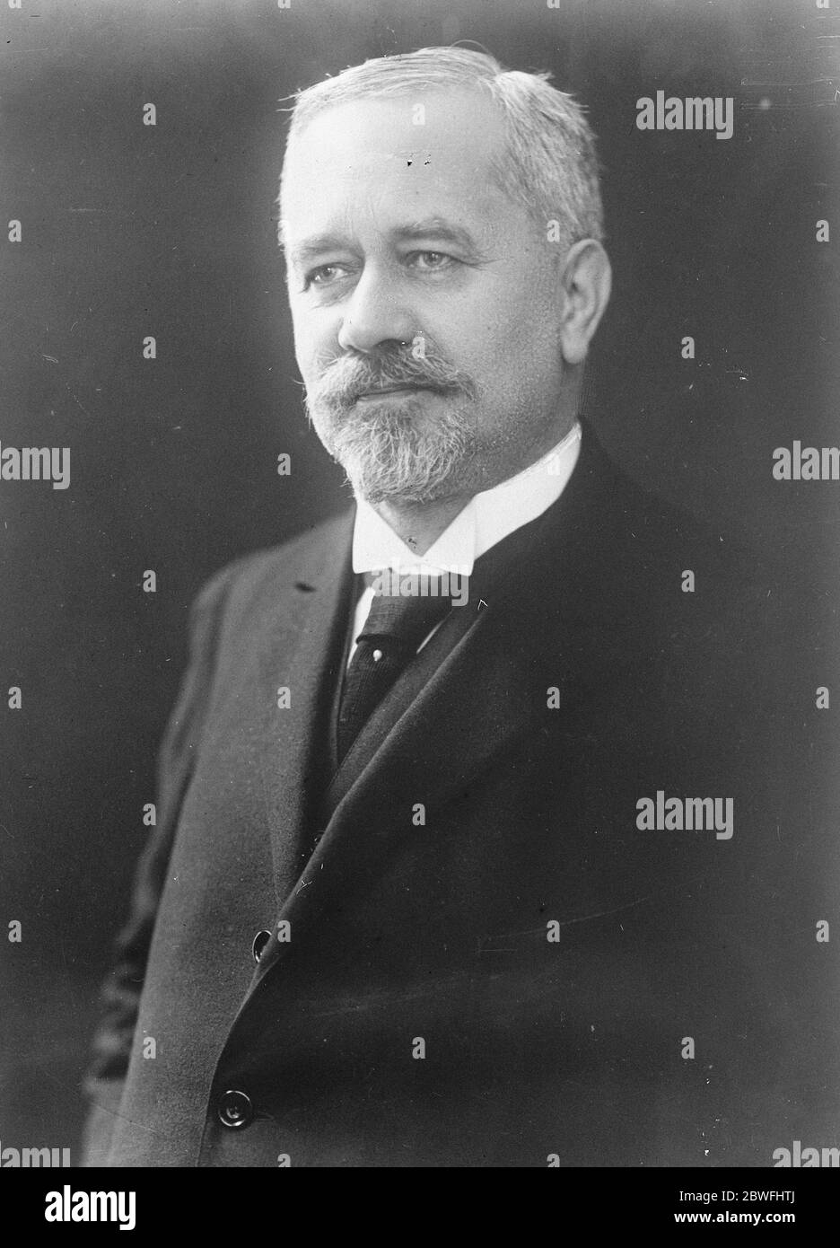 New tuberculosis claim A new portrait of Professor A Calmette , head of the Paris Pasteur Institute , who claims to have discovered a new vaccine which , if administered within 10 days of birth , will give to human beings immunity from tuberculosis 17 February 1926 Stock Photo