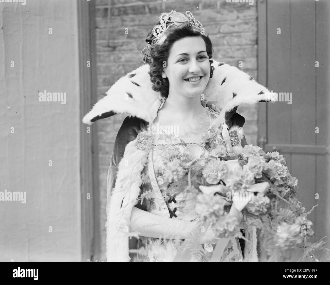 Southend on Sea Carnival . The Carnival Queen , Miss Margaret Sewell . 6th August 1938 Stock Photo