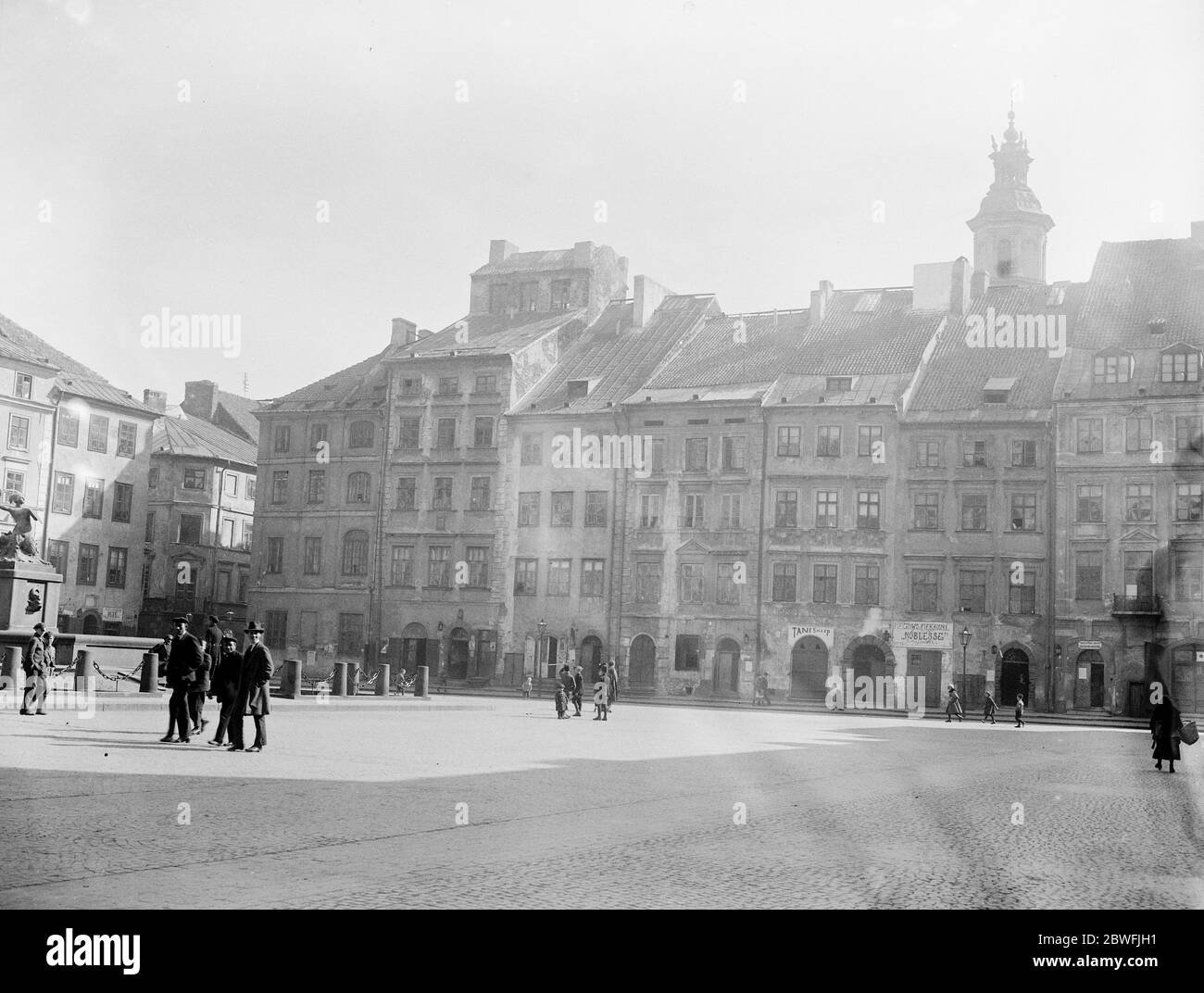 Warsaw Poland The old market place opposite the famous fukier cellars at Warsaw 25 October 1921 Stock Photo