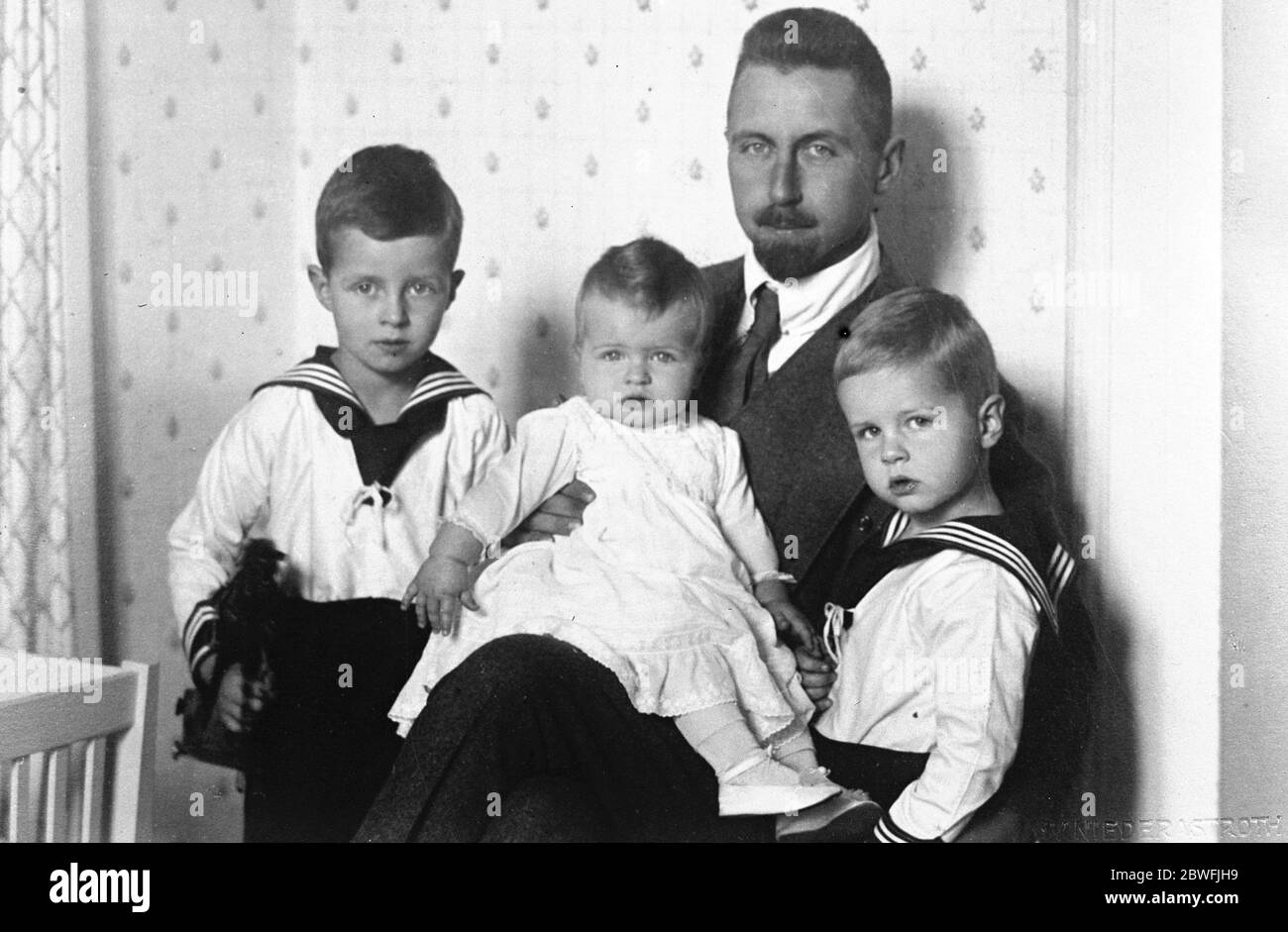 Only Popular Hohenzollern Prince Oskar of Prussia , who is known as ' Germany ' s citizen Prince ' , with his three children the counts and Countess Von Ruppin by his morganatic wife , the Countess Von Bassewitz 16 Frbruary 1924 Stock Photo