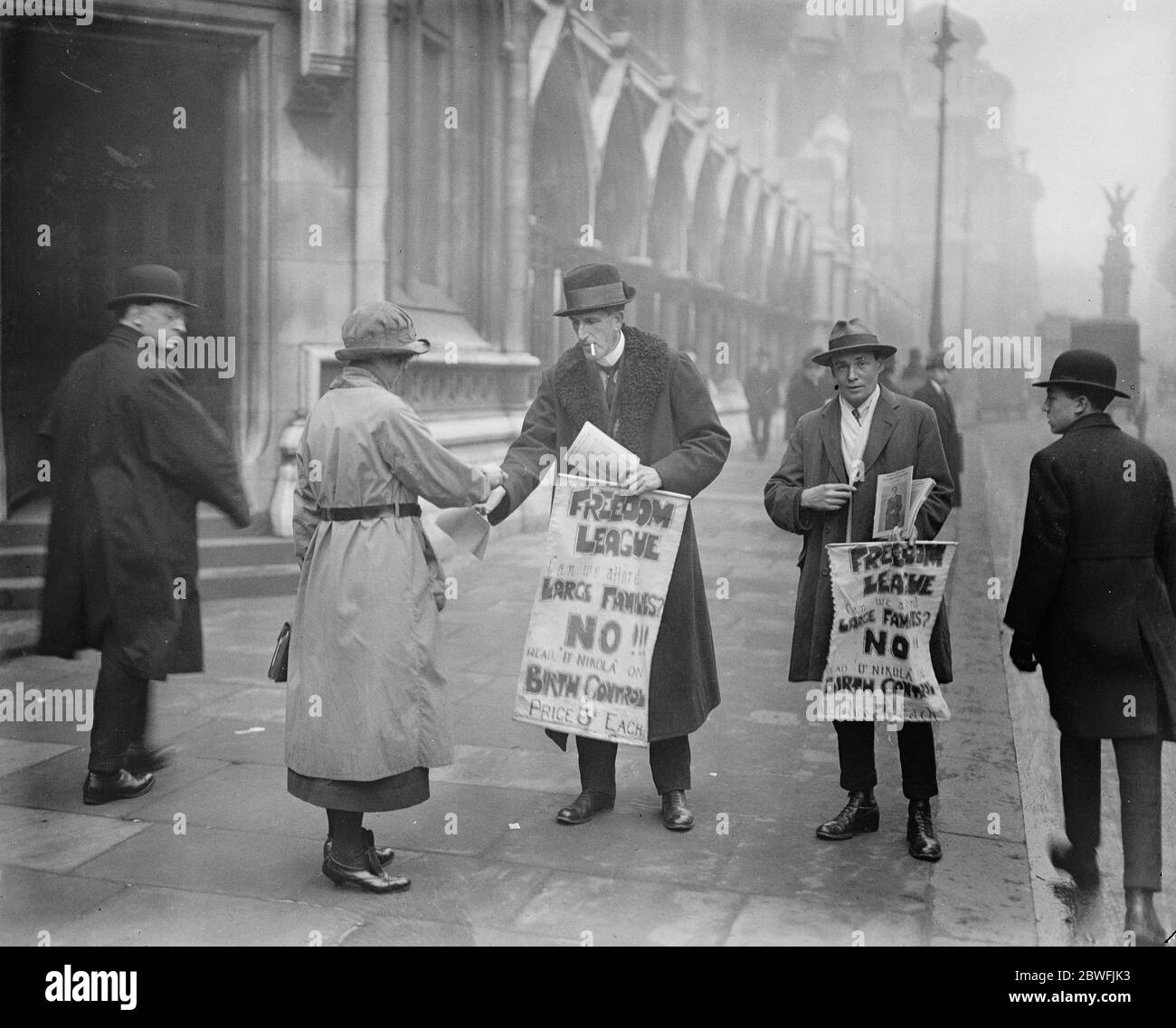 Birth control battle . The action for alleged libel by Dr Marie Stopes , one of the exponents of birth control , against Dr H G Sutherland , author of a book on birth control , was down for hear at the Law Courts . Mr T W Stewart ( Dr Nikola ) selling booklets outside the courts . 20 February 1923 Stock Photo
