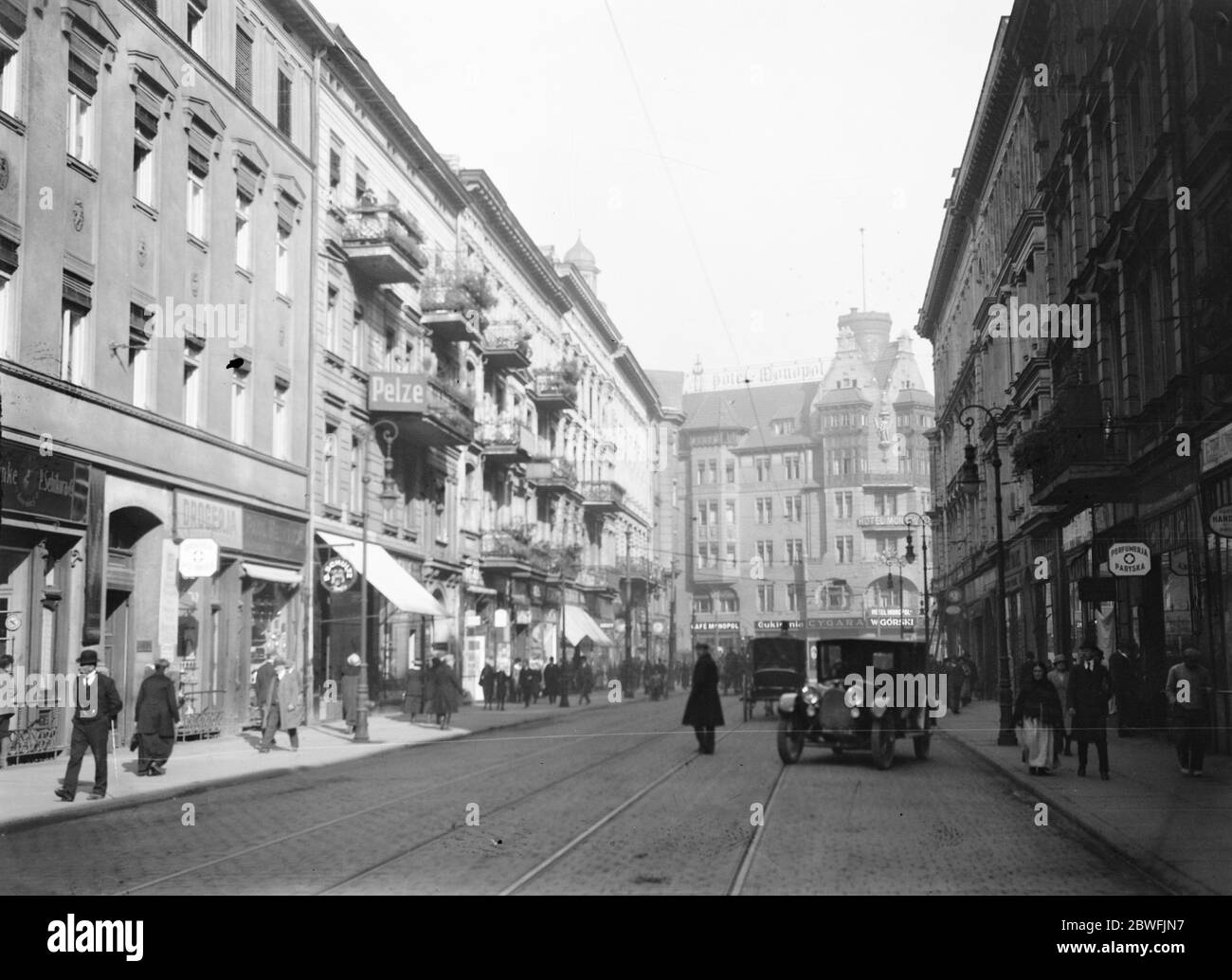 Posen , Poland . A street scene . 24 October 1921 Stock Photo