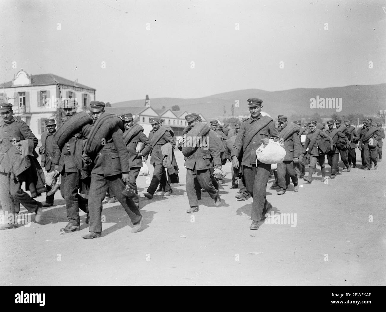 Turks nearing Smyrna Reservists arriving at barracks 6 September 1922 Stock Photo