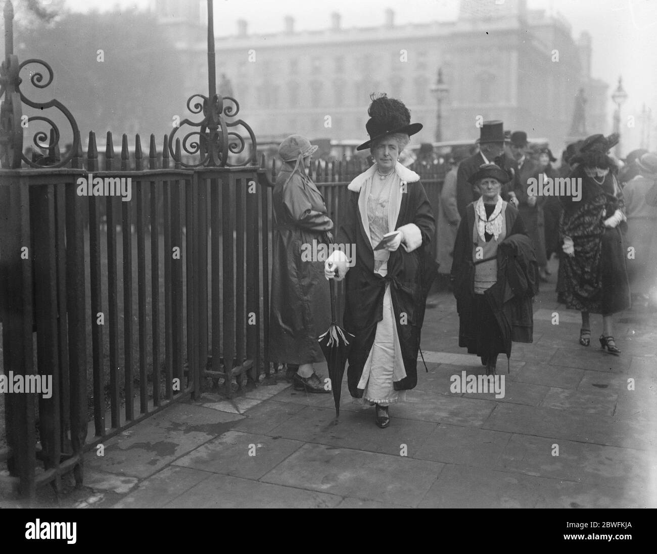 News wedding hi-res stock photography and images - Page 20 - Alamy, image size:1300x1096