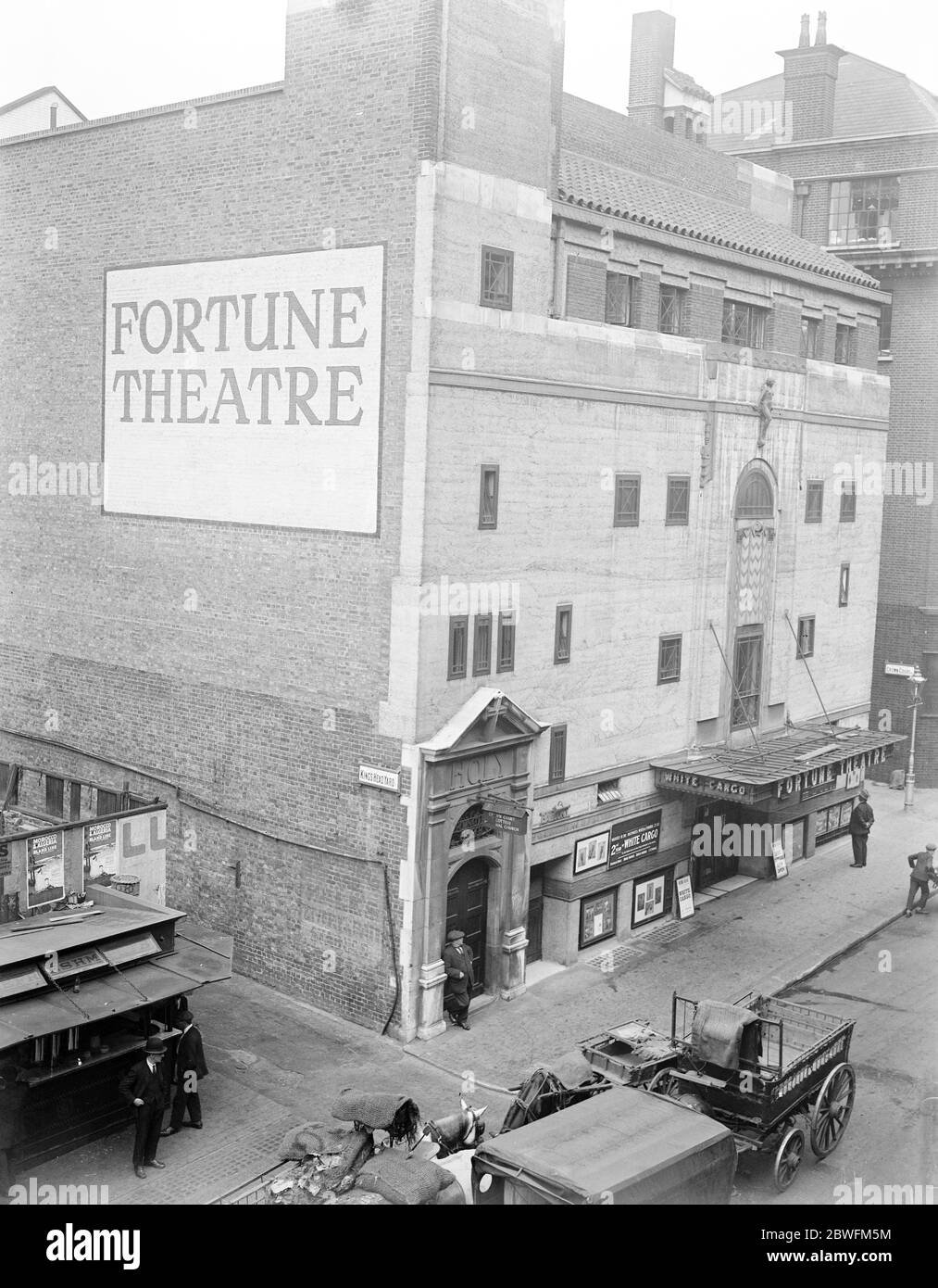 Fortune Theatre London Special job for the Bulletin 10 July 1925 Stock Photo