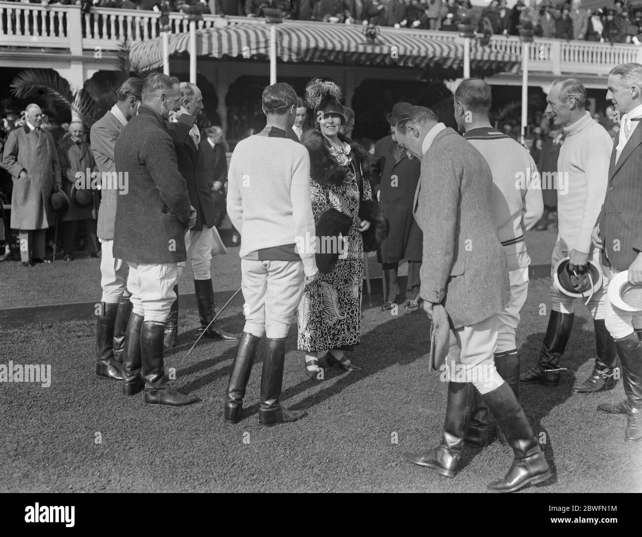 The Rumanian Royal visit . Witness polo match at Ranelagh . The Queen of Rumania receiving the players . 13 May 1924 Stock Photo