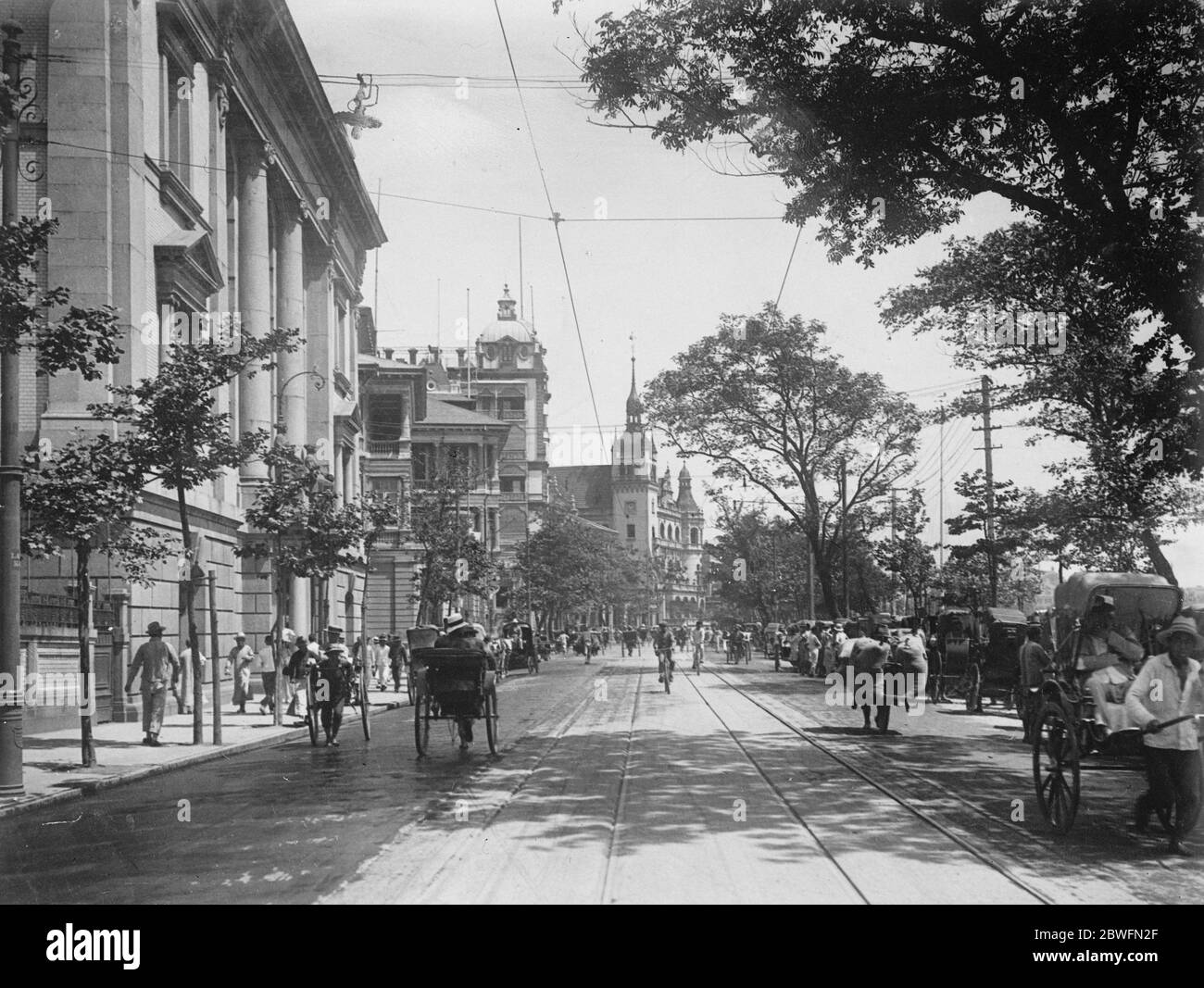 Shanghai bund 1920s hi-res stock photography and images - Alamy