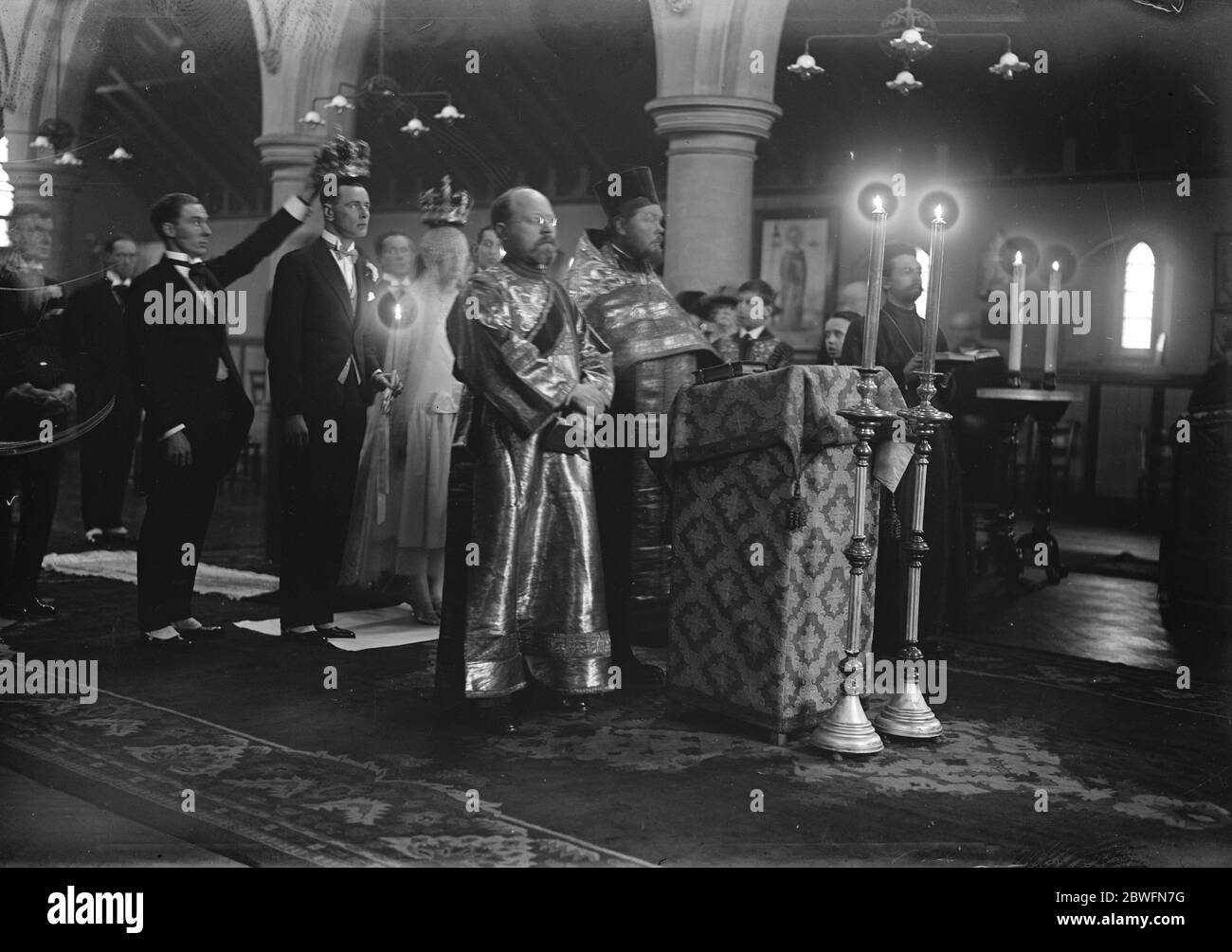 Wedding The marriage took place at the Russian Church , Buckingham Palace Road , and afterwards at St . Paul ' s Knightsbridge , of M V Molokhovetz with Miss L E Billyard Leake . Wedding ceremony in Russian church 14 January 1926 Stock Photo