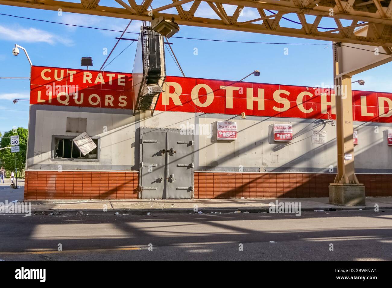 Chicago Riot George Chicago police officers safety hi-res stock photography and images - Alamy