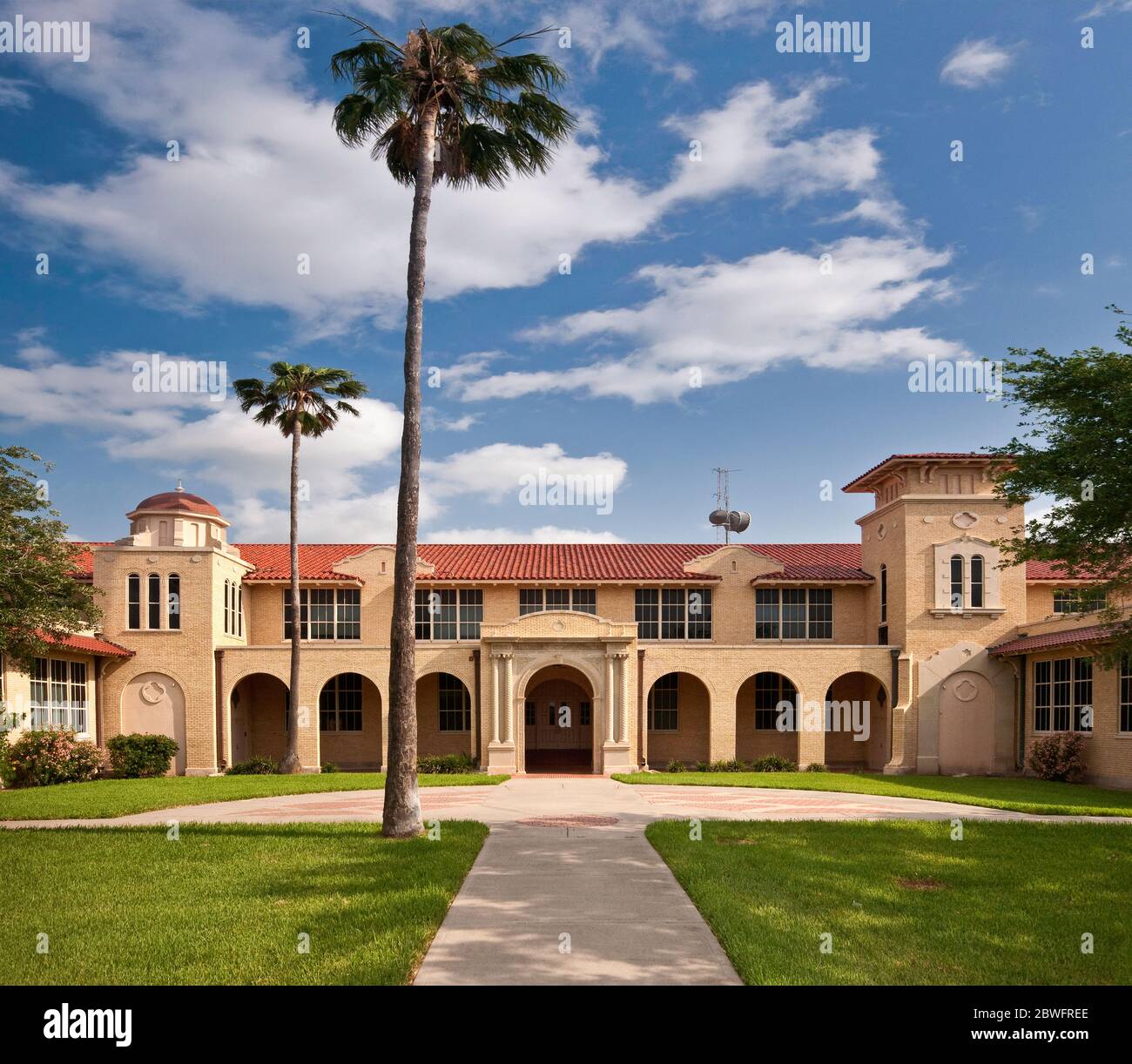 J.R. Manning Hall (1925), Texas A&M University campus in Kingsville, Gulf Coast region, Texas, USA Stock Photo