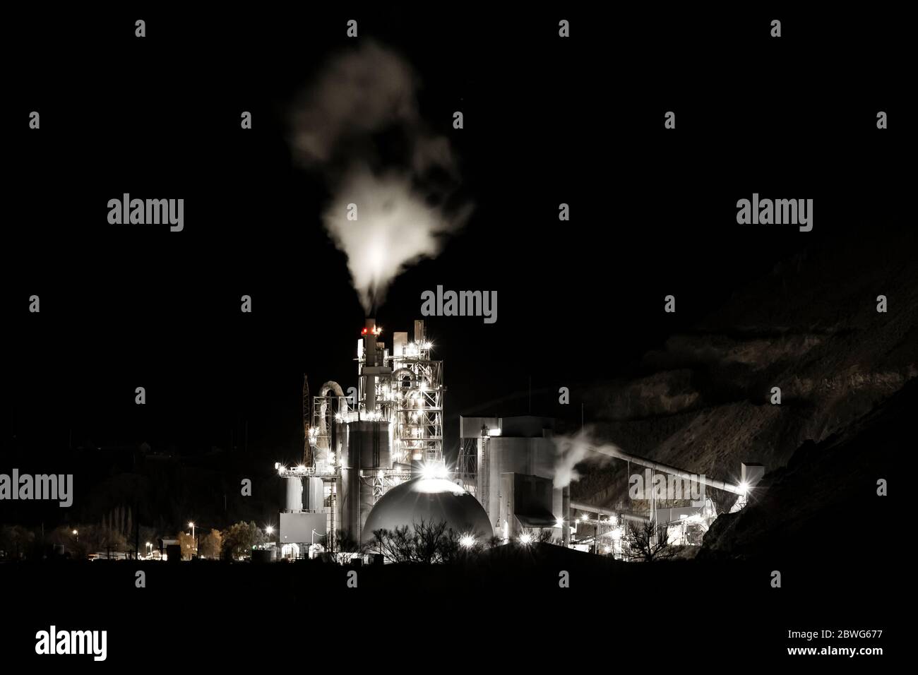 Ash Grove Cement Plant, which makes lime from limestone, at night