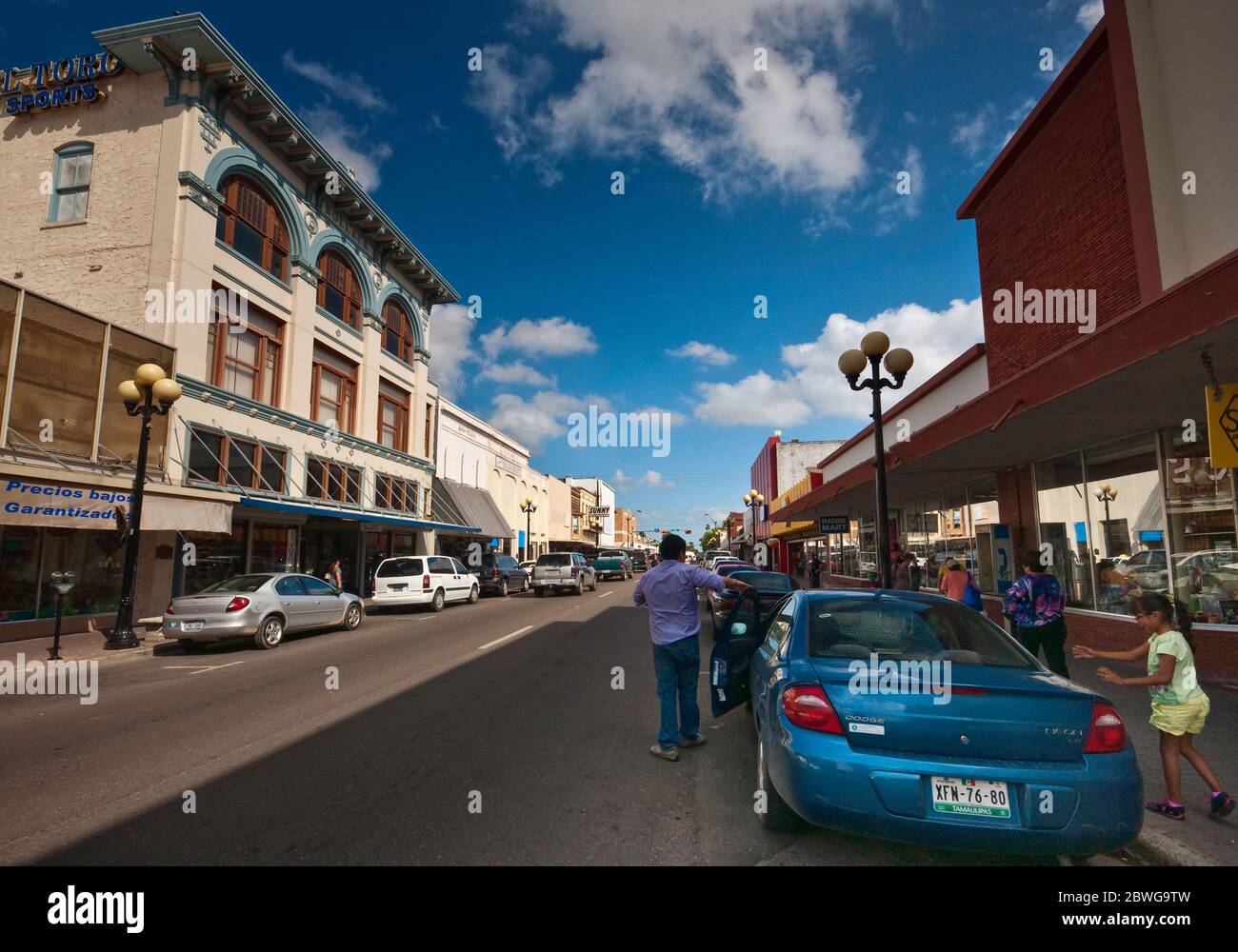 Elizabeth Street, Yturria Bank Building on left, Brownsville, Rio Grande Valley, Texas, USA Stock Photo