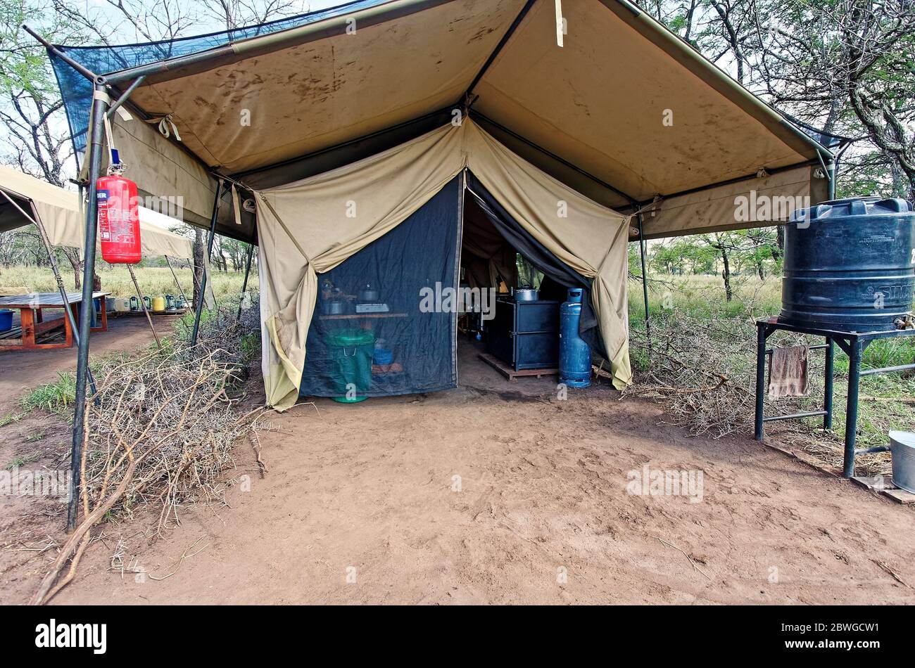 kitchen tent, exterior, flaps open, cooking, feeding guests, safari,  travel, mobile tented camp, Serengeti National Park; Tanzania; Africa Stock  Photo - Alamy