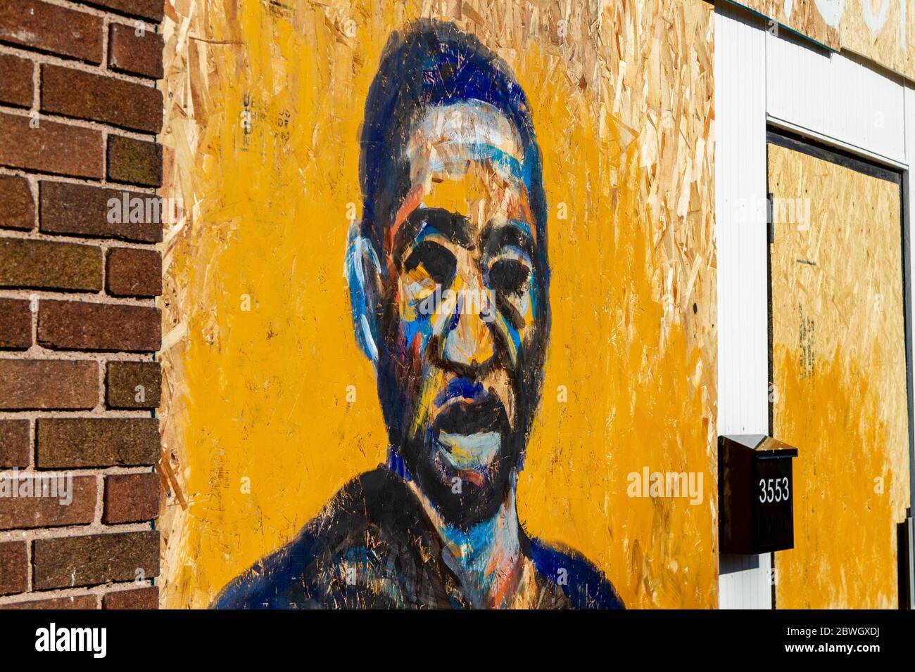 Minneapolis, United States. 30th May, 2020. Minneapolis, MN - May 30, 2020: George Floyd artist mural at the aftermath scene of the George Floyd Black Lives Matter protest and riots on May 30, 2020 in Minneapolis, Minnesota. Credit: Jake Handegard/The Photo Access Credit: The Photo Access/Alamy Live News Stock Photo