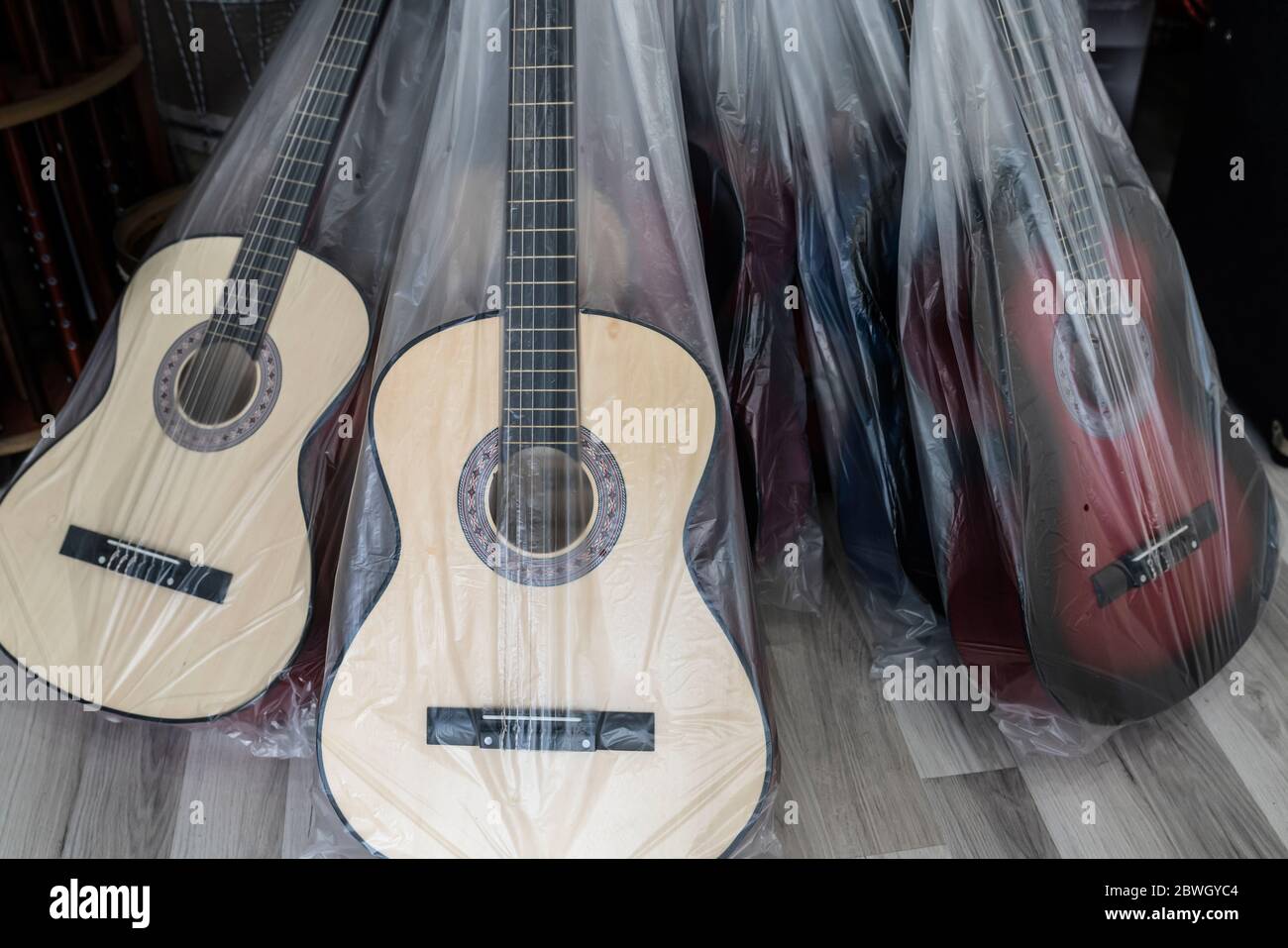 Mey Instrument Closeup turkish baglama saz musician hi-res stock photography and ...